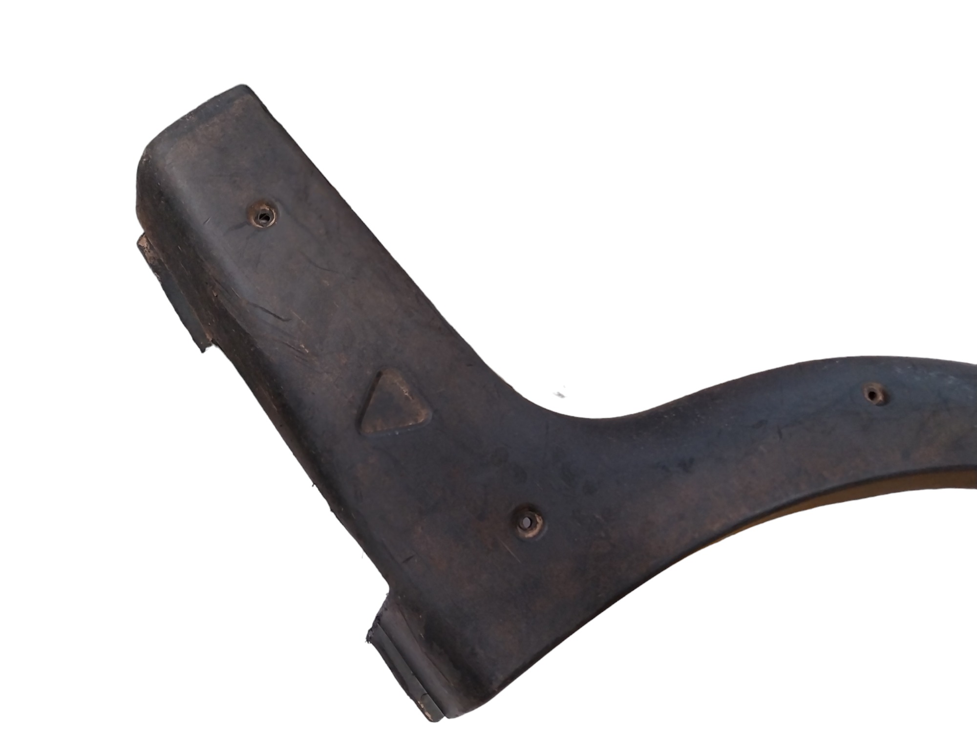 Moldura Paralama Traseiro Esquerdo Strada 98 99 2000 A 2006