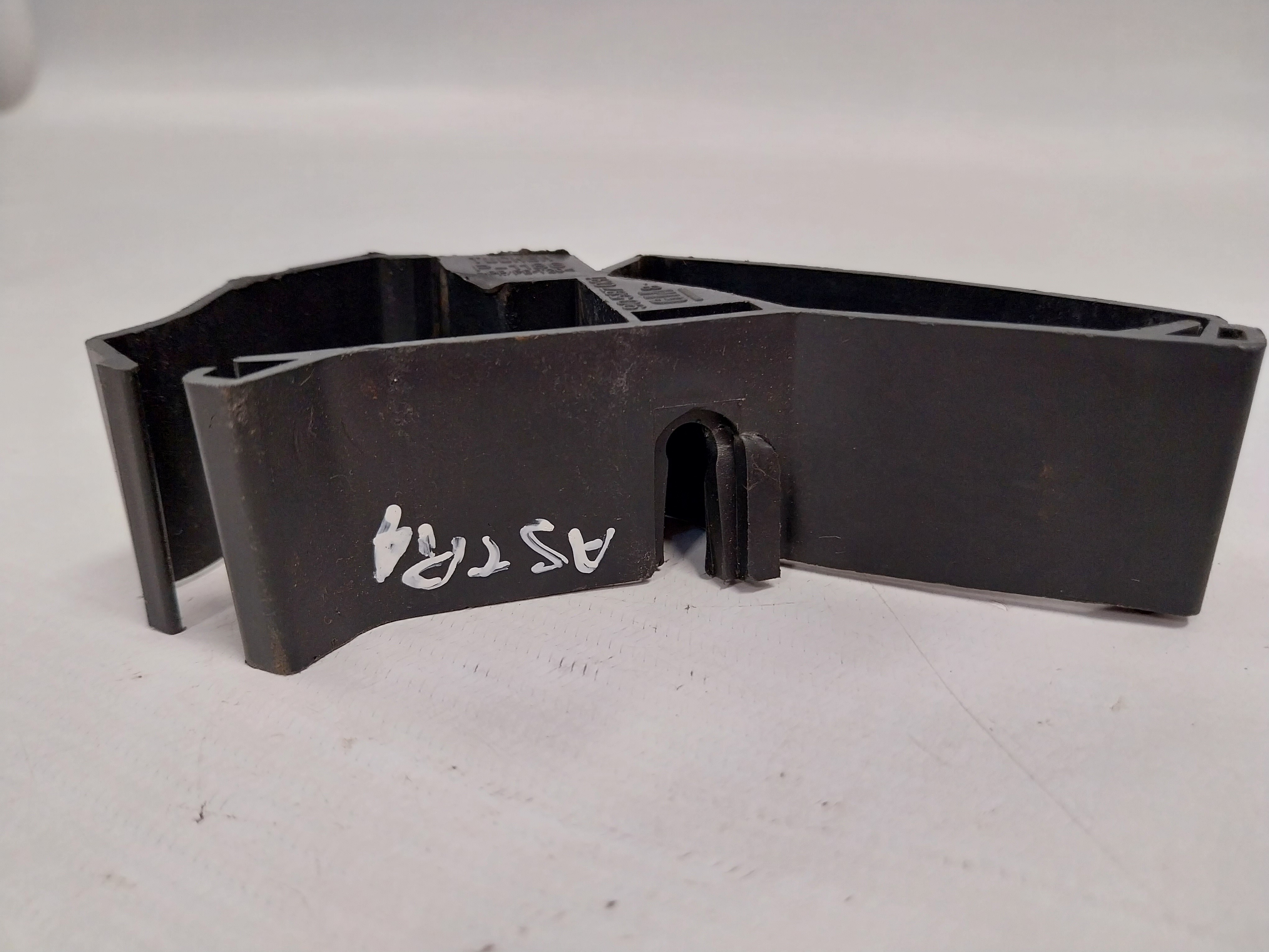 Suporte Presilha Soleira Interna Astra 99 2000 2005 2011 4