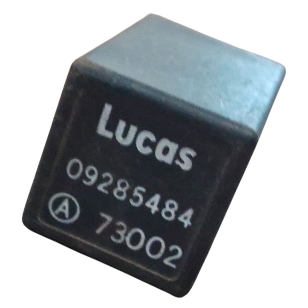 Relé Pisca Alerta 12v Vectra Celta Ômega Corsa 35088a 3