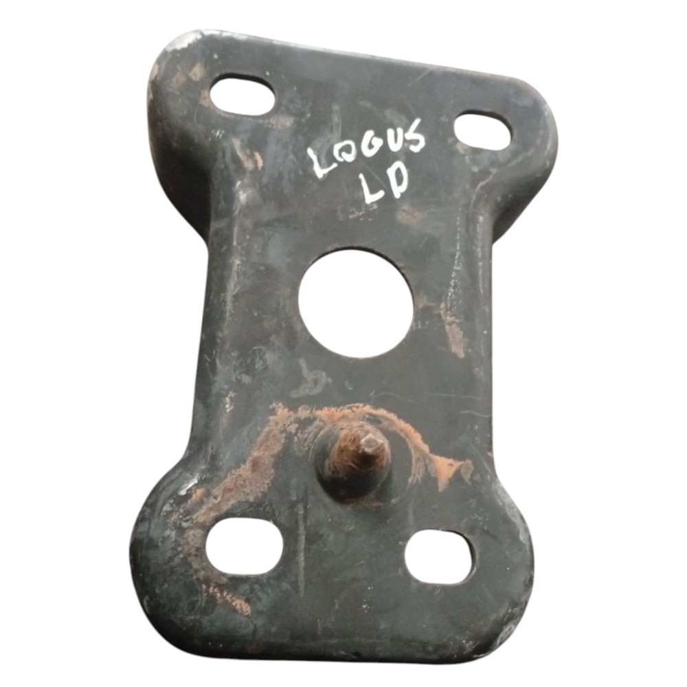 Suporte Eixo Traseiro Direito Escort Logus 95 96 97 98 2002 3