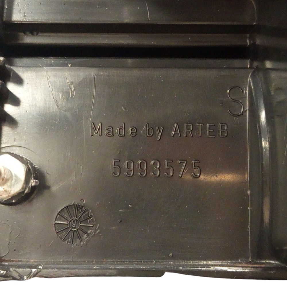 Lanterna Traseira Esquerda Fiat Premio 85 A 95 Arteb Detalhe Tricolor 3