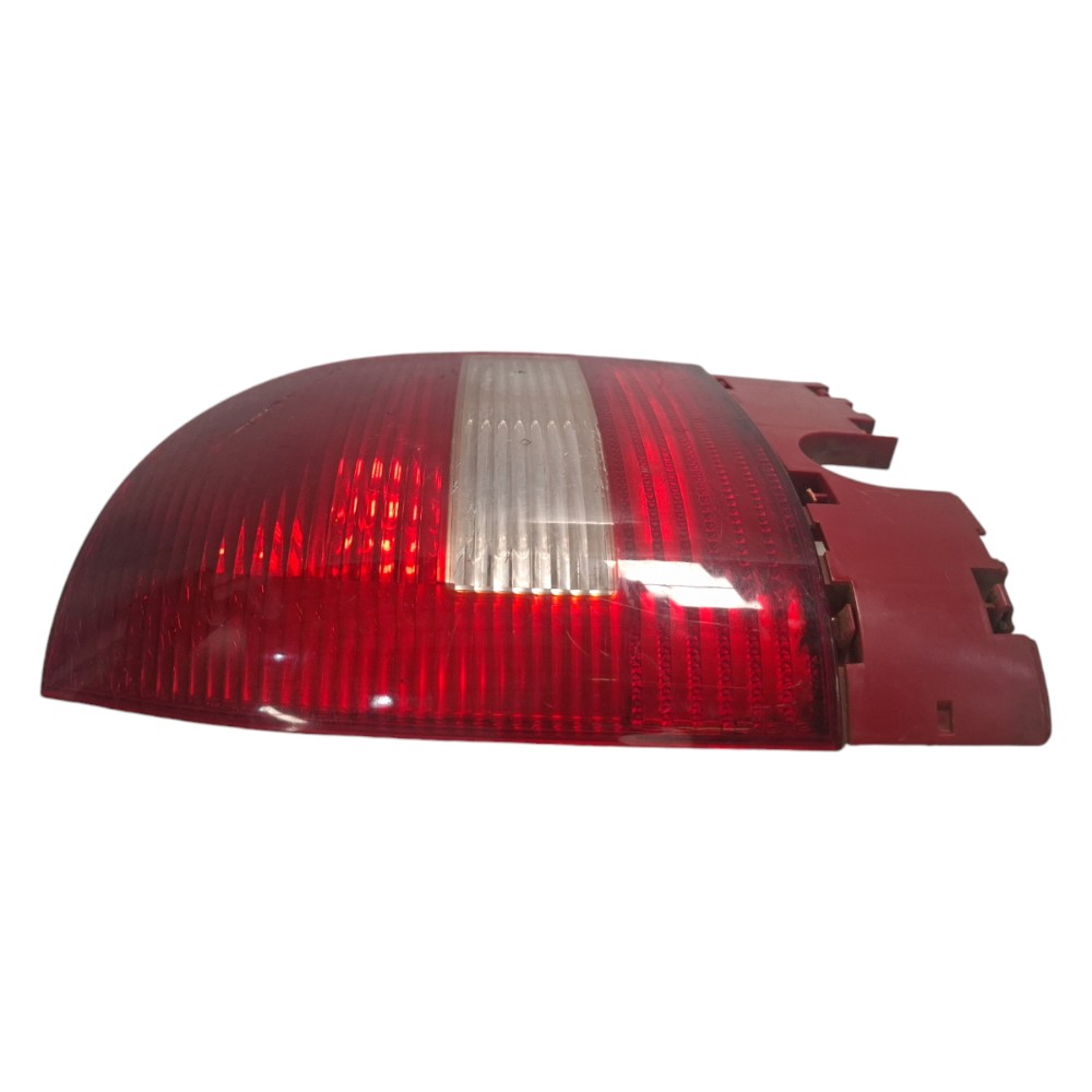 Lanterna Traseira Esquerda Gol G3 99 2000 2002 2005 Detalhe  Esquerdo/motorista Bicolor 4