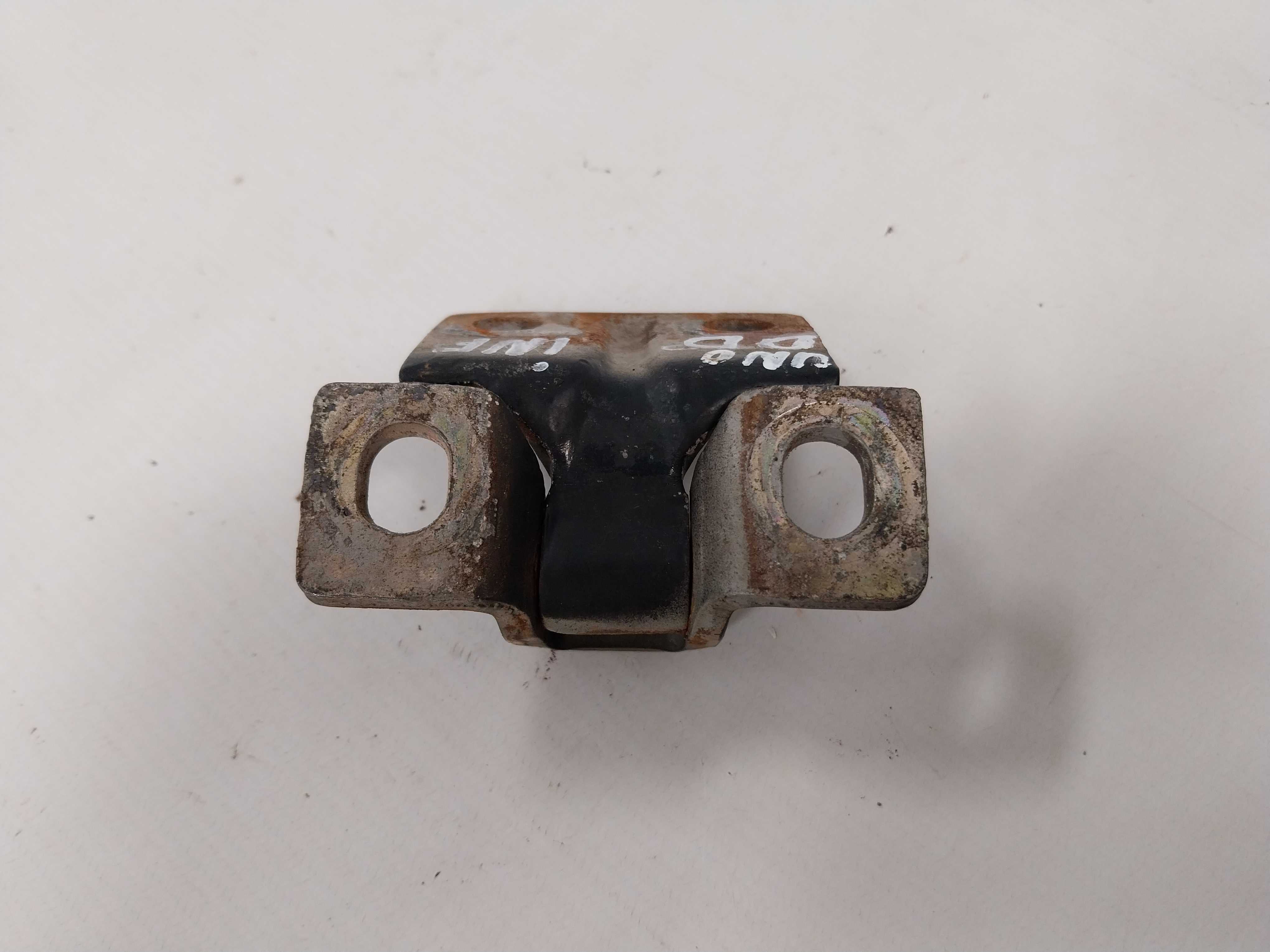Dobradiça Inferior Dianteiro Direito Uno 91 92 93 2000 2004 4