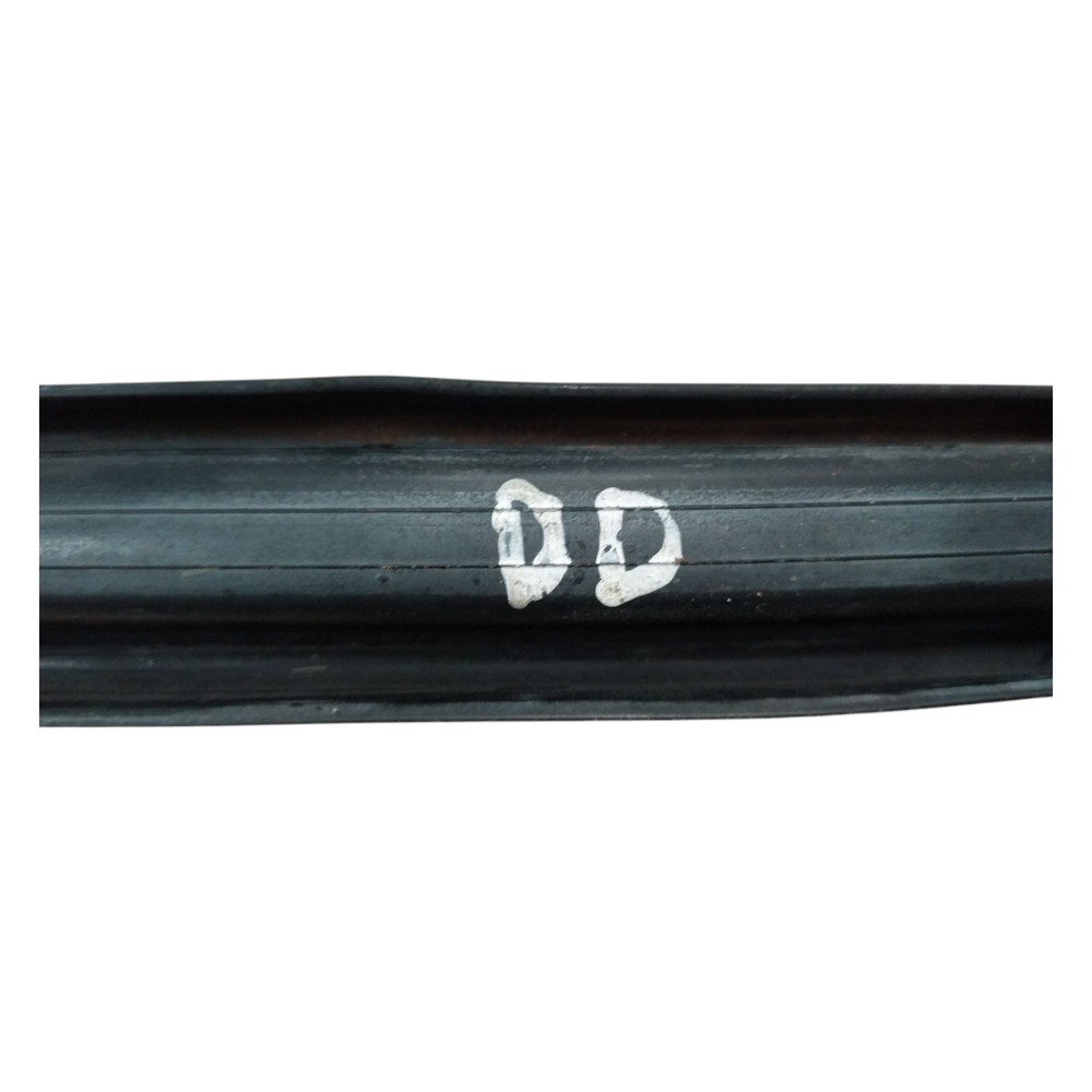 Borracha Canaleta Dianteira Direita Santana 91 95 99 A 2006 5
