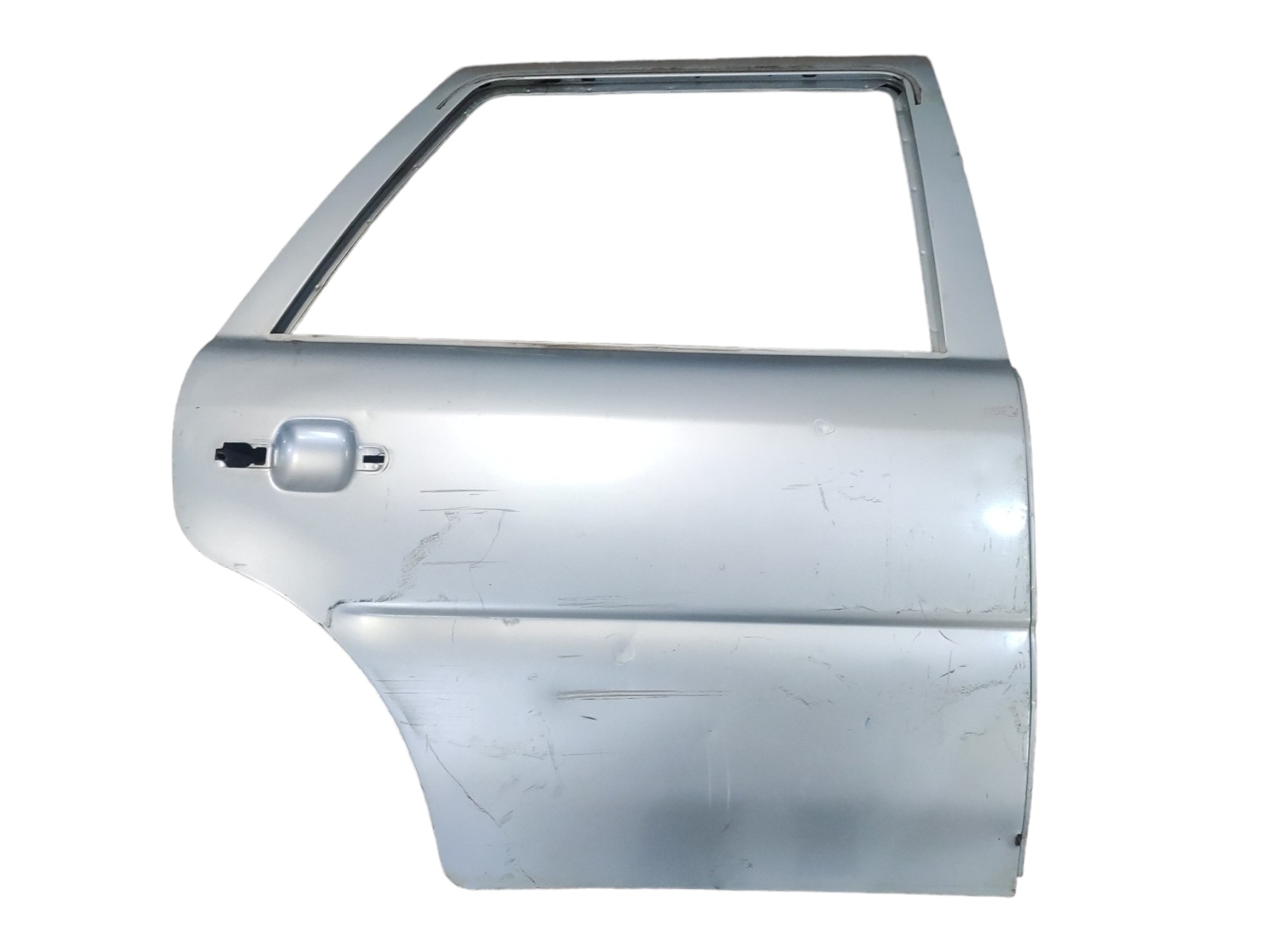 Porta Traseira Direita Gol G2 G3 G4 98 99 2000 01 02 A 2012 Traseira Direito Prateado 1