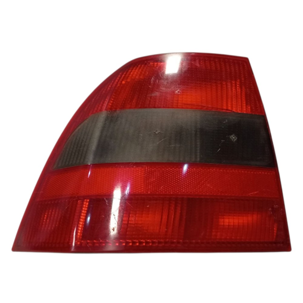 Lanterna Traseira Esquerda Gm Vectra 97 98 99 A 2005 Detalhe Esquerdo/motorista