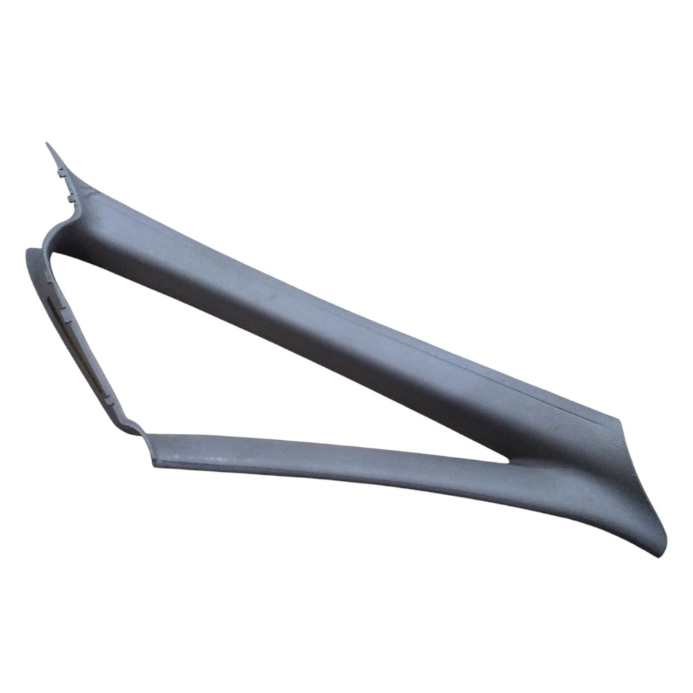 Moldura Parabrisa Direito Xsara Picasso 2001 2002 2003 2010
