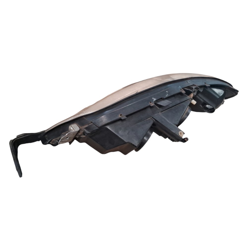 Farol Direito Vectra 97 2000 2001 2002 2003 A 2005 Detalhe 4