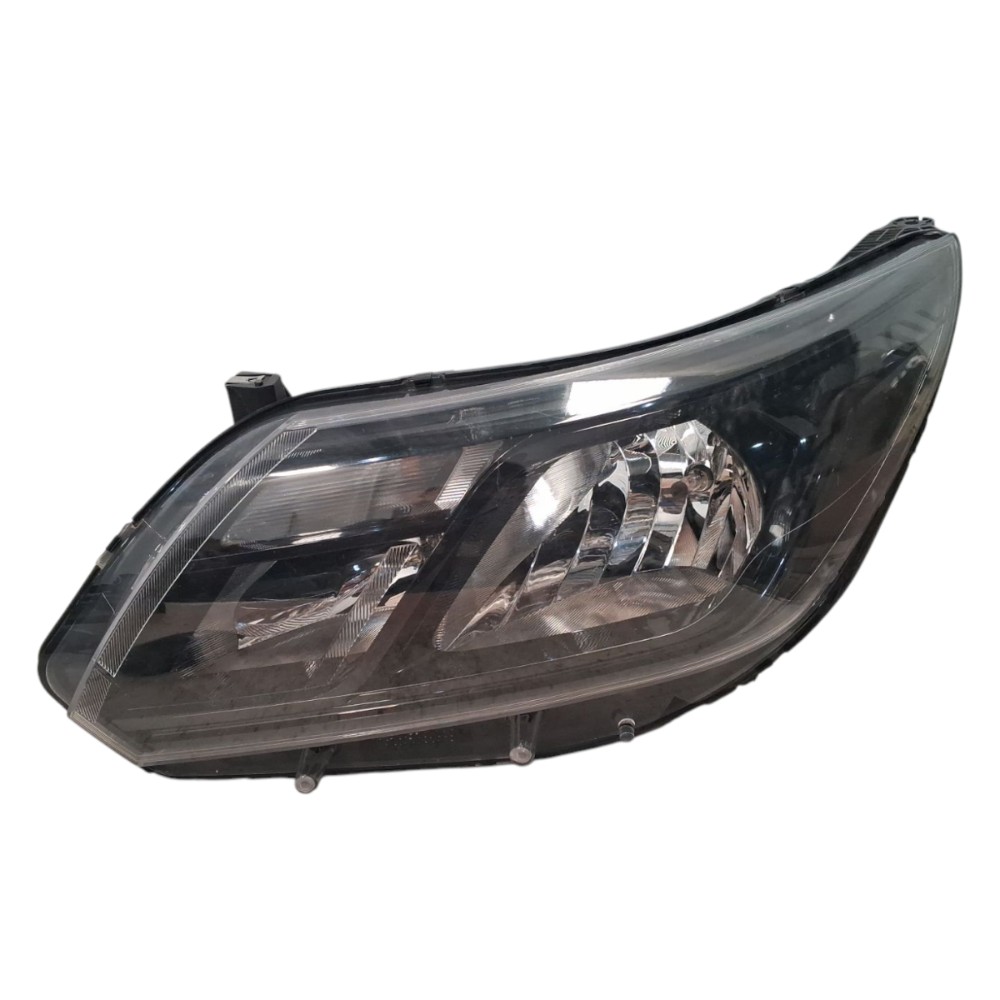 Farol Lado Esquerdo S10 2017 2018 3019 2020 A 2022 Detalhe – Esquerdo/motorista