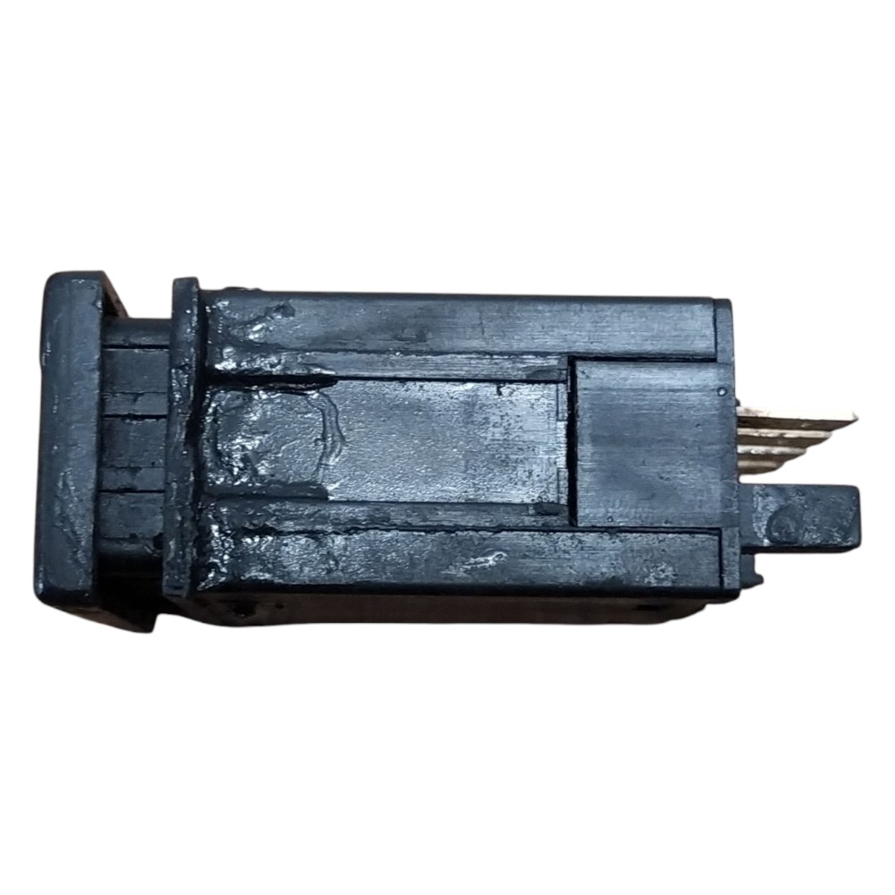 Interruptor Botão Pisca Alerta Santana Quantum 99 2000 2006 Preto 6