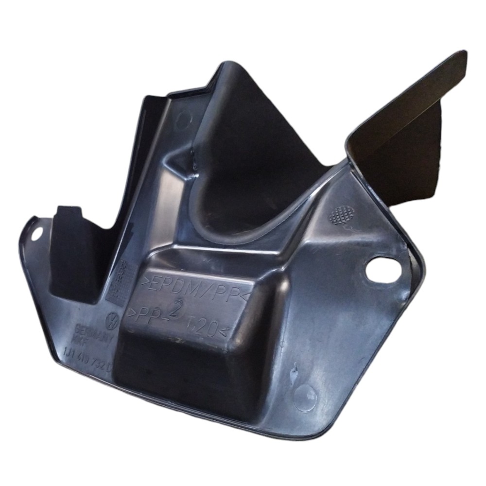 Capa Inferior Coluna Direção Audi A3 97 98 99 2000 2001 2006 4