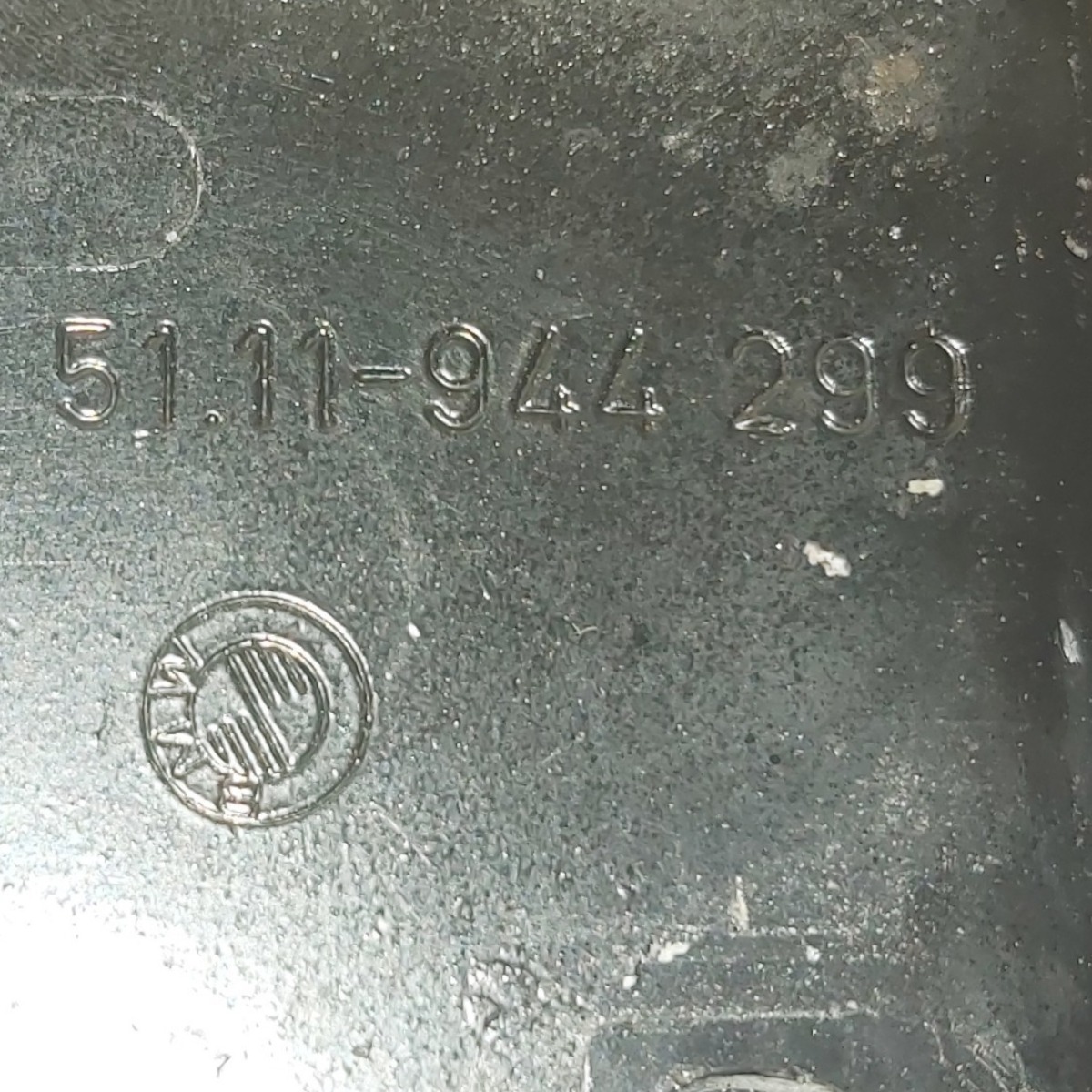 Anti Choque Parachoque Direito Bmw Série 5 E34 535i 87 A 91 6