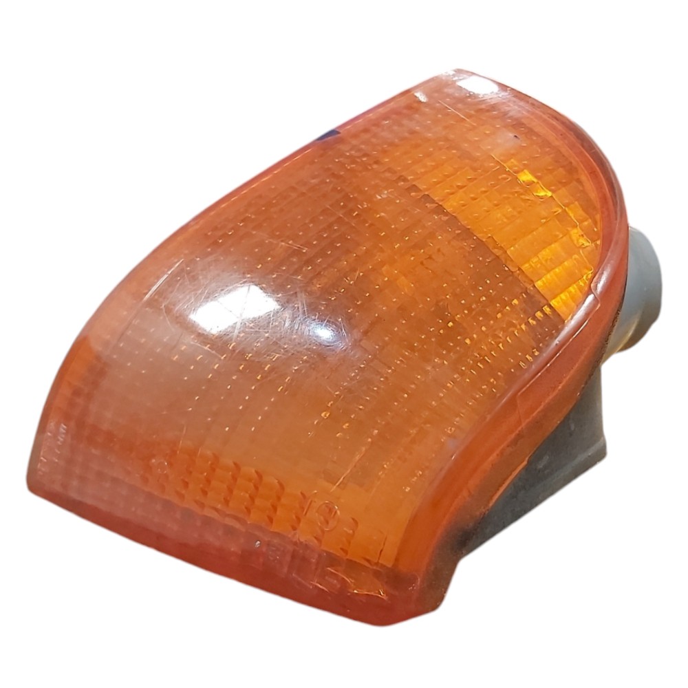Pisca Seta Dianteira Direita Santana 91 92 93 94 96 Detalhe  Direito Laranja 3