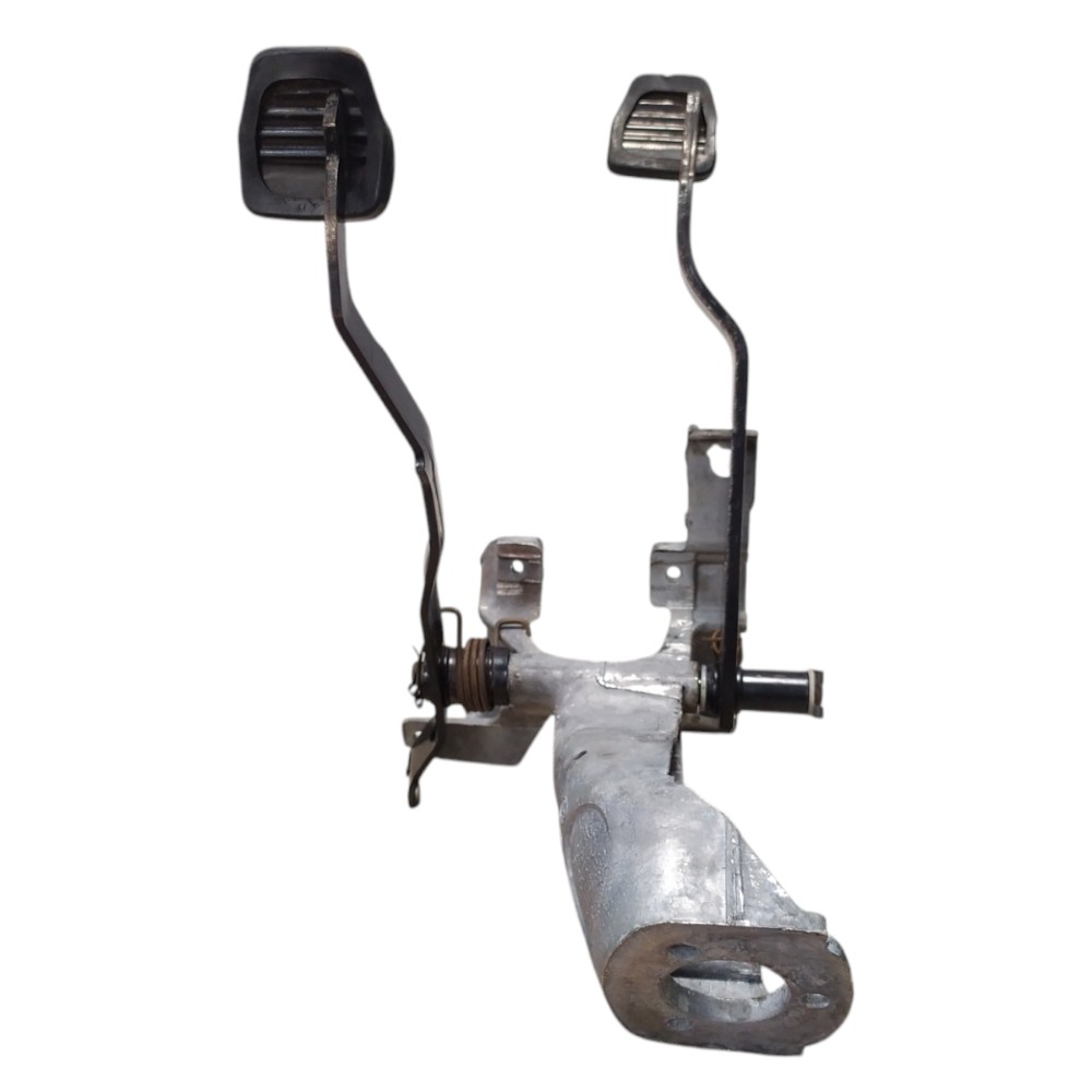 Pedaleira Pedal Embreagem Freio Santana 97 98 99 2000 A 2006 2
