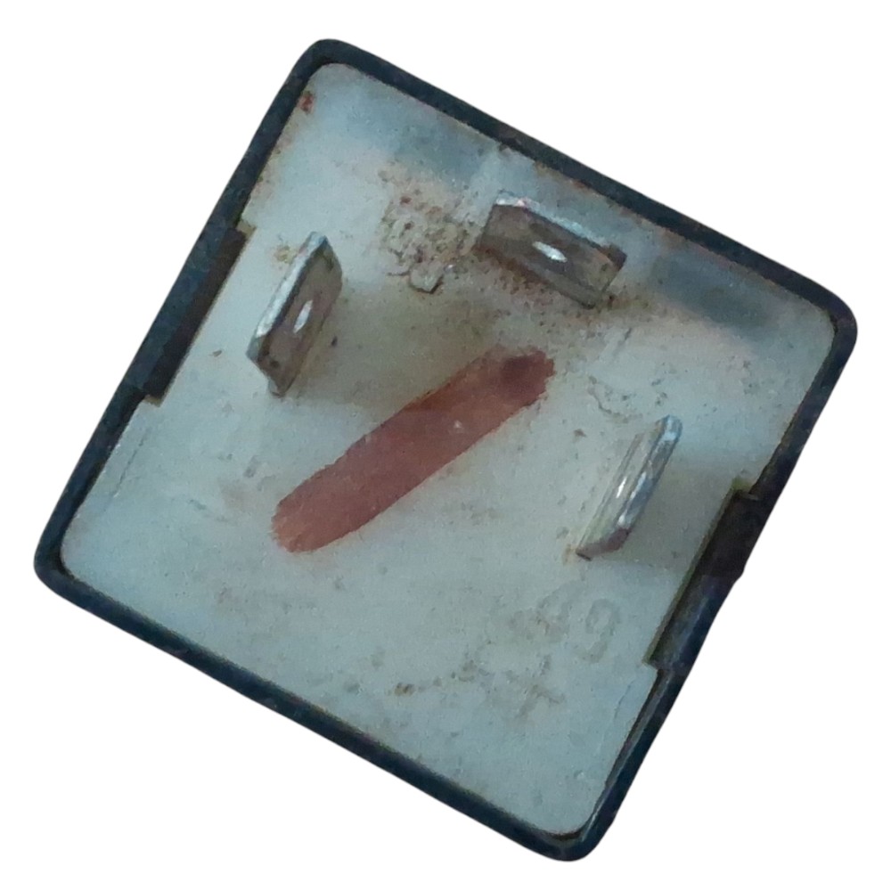 Relé Pisca Alerta 12v Vectra Celta Ômega Corsa 35088a 4