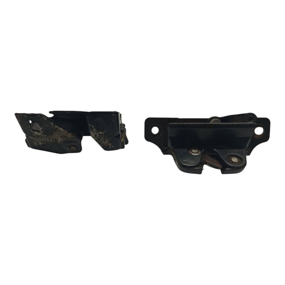 Par Fechadura Tampa Traseira Peugeot 206 99 2002 2004 2008