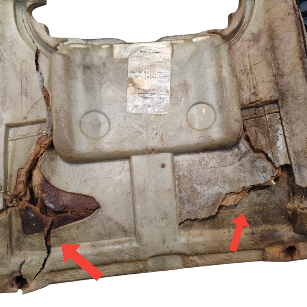 Carpete Assoalho Traseiro Xsara Picasso 2001 A 2010 Detalhe 2