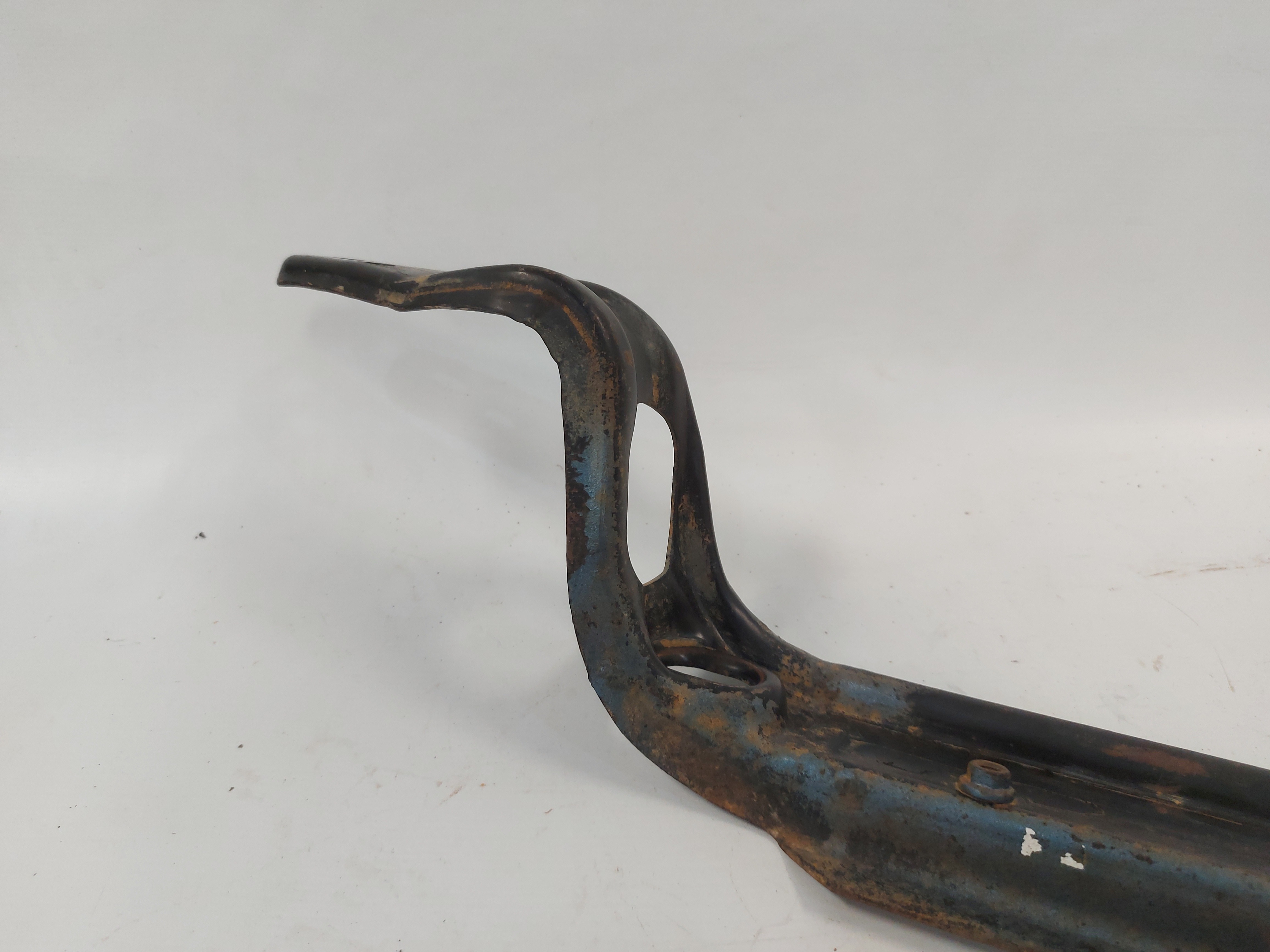Suporte Inferior Radiador Ford Ka 1999 A 2003 5