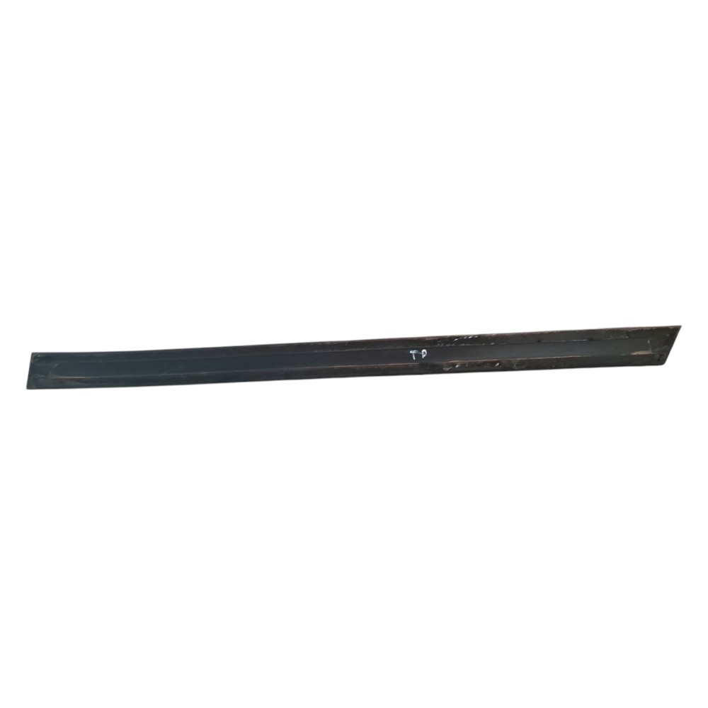 Friso Porta Traseira Direita Santana 91 96 2000 2003 A 2006 4