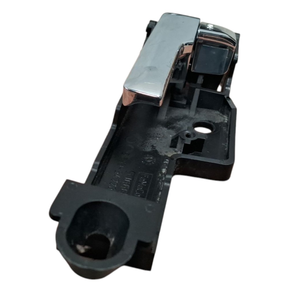 Maçaneta Interna Dianteira Esquerda Ford Fusion 2006 A 2012 Cromado E Preto Dianteira 4