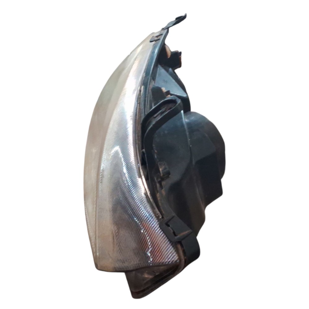 Farol Dianteiro Direito Corsa Montana 2002 2006 2008 A 2012 2