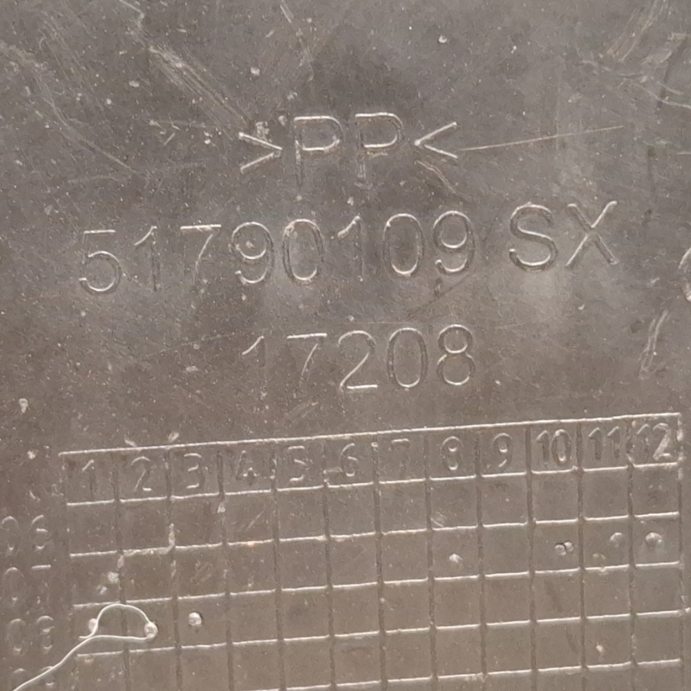 Parabarro Traseiro Esquerdo Siena 2009 2011 A 2015 Detalhe 7