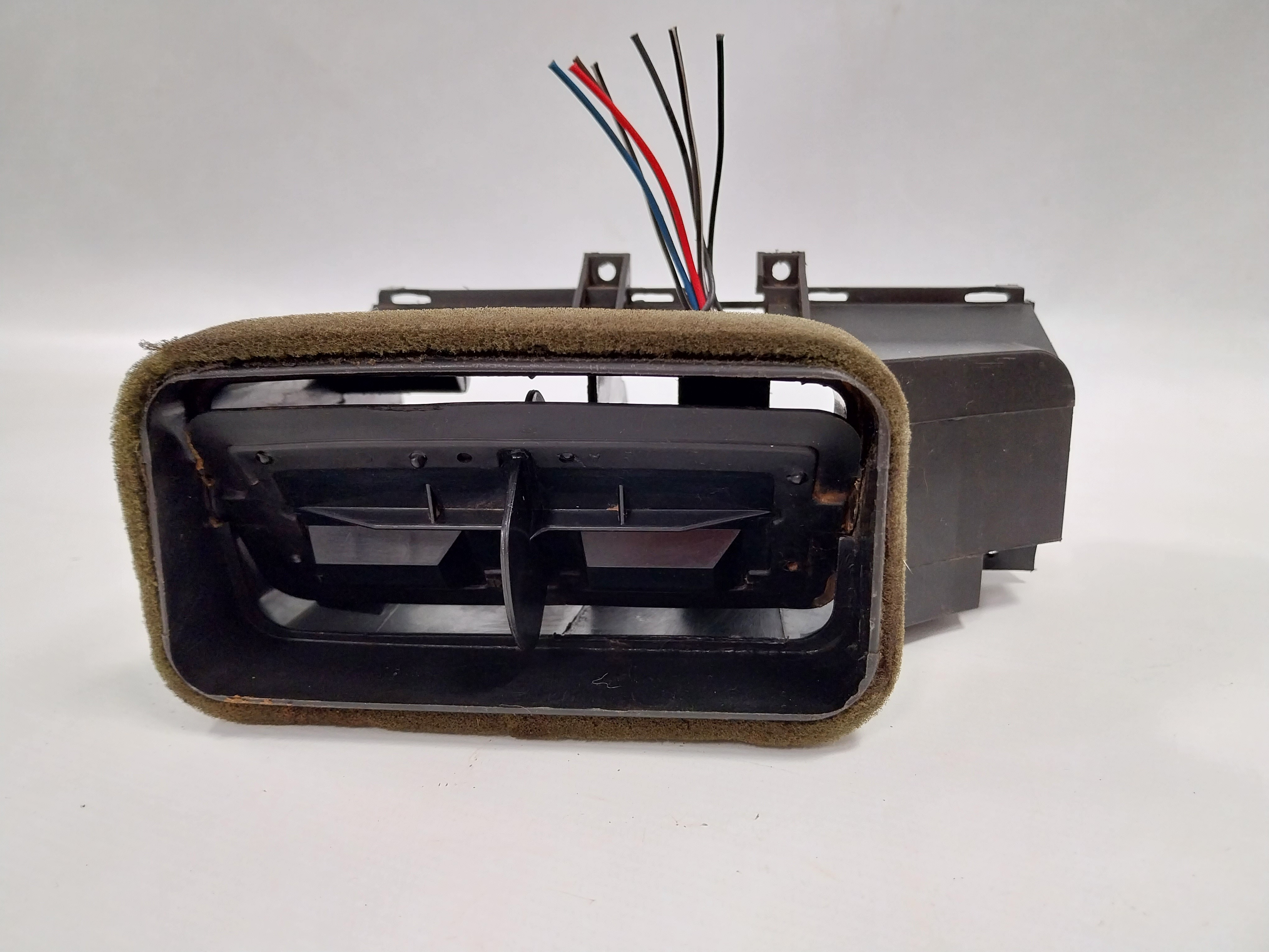 Moldura Central Difusor Ar Corsa Classic 2009 2010 2011 2015