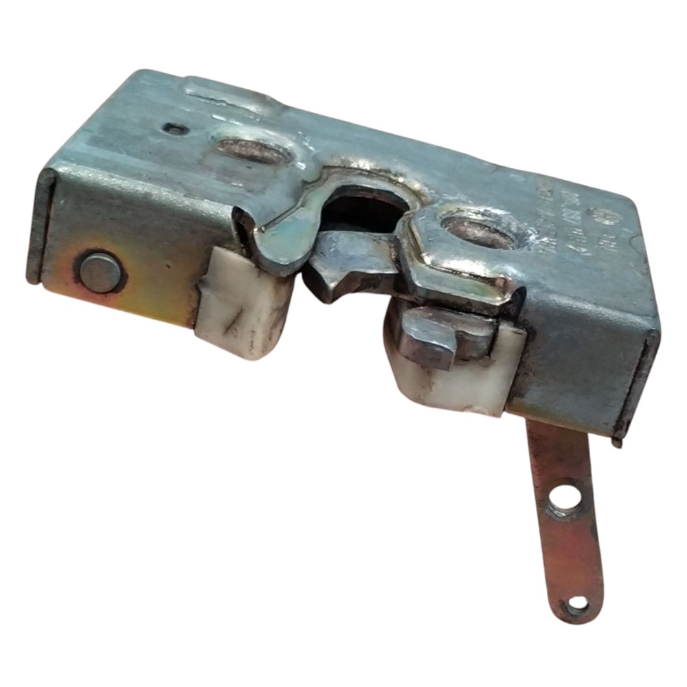 Fechadura Porta Dianteira Esquerda Santana 91 99 2000 A 2006 2