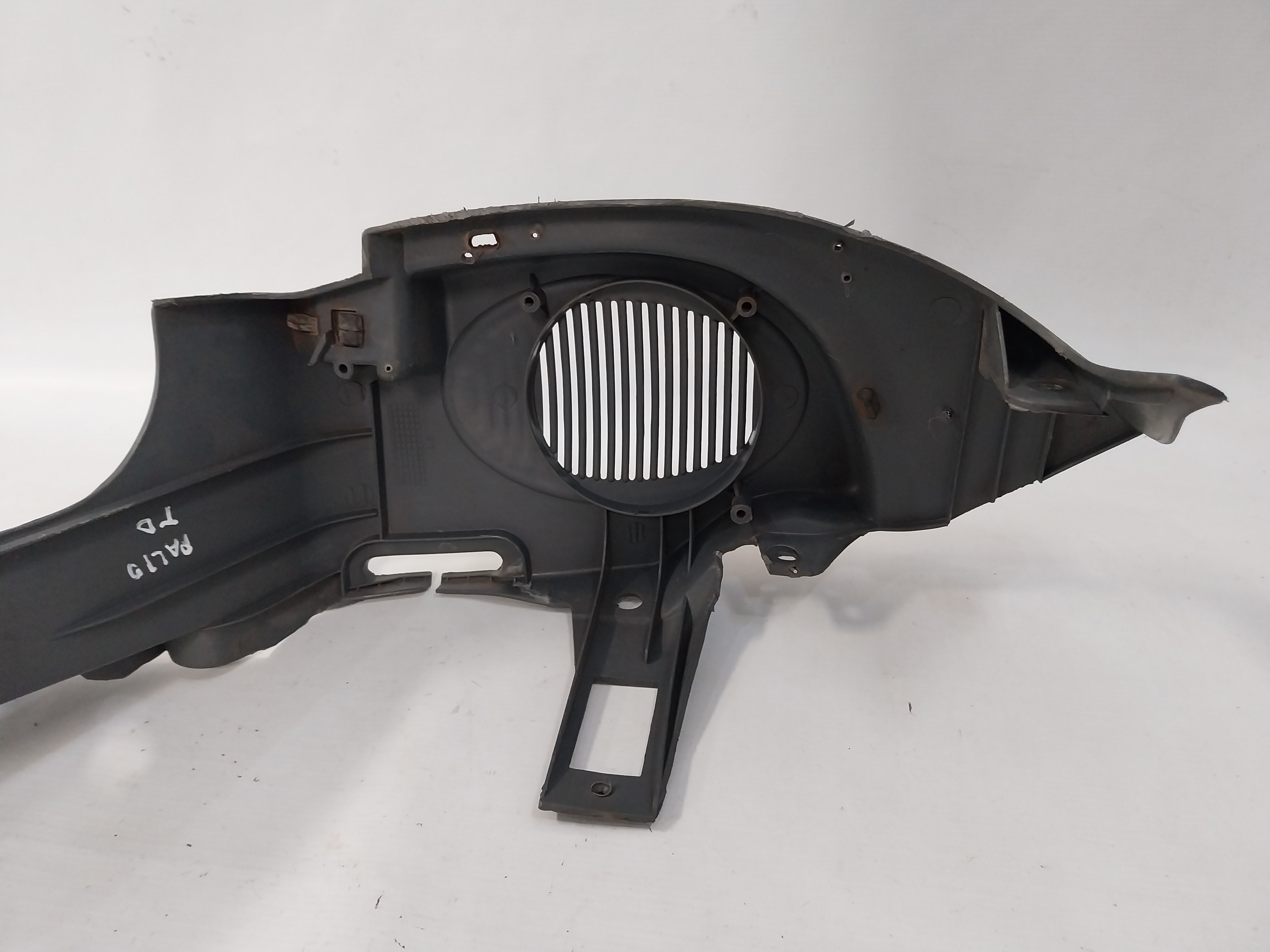 Moldura Bagagito Direito Palio Fiasa 96 97 98 99 2000 2001 9