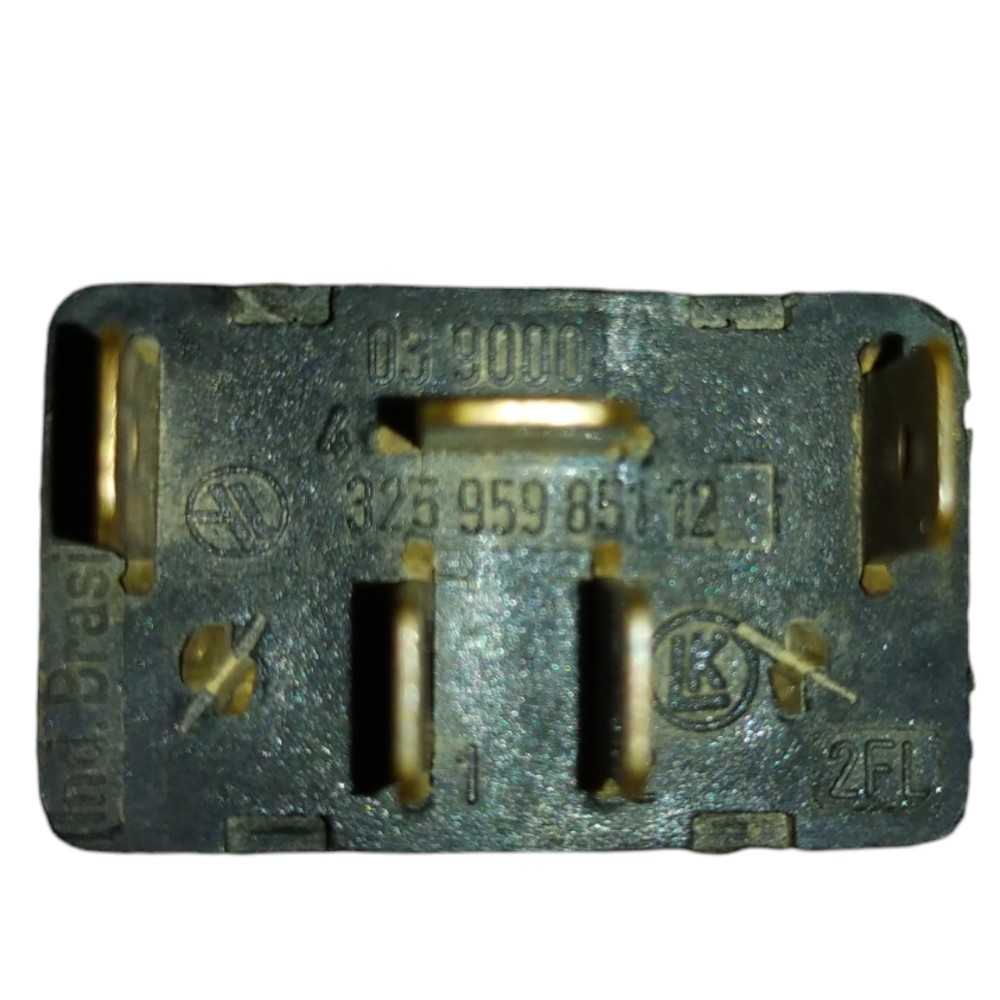 Botão Vidro Elétrico Traseiro Santana Quantum 92 93 94 95 98 4
