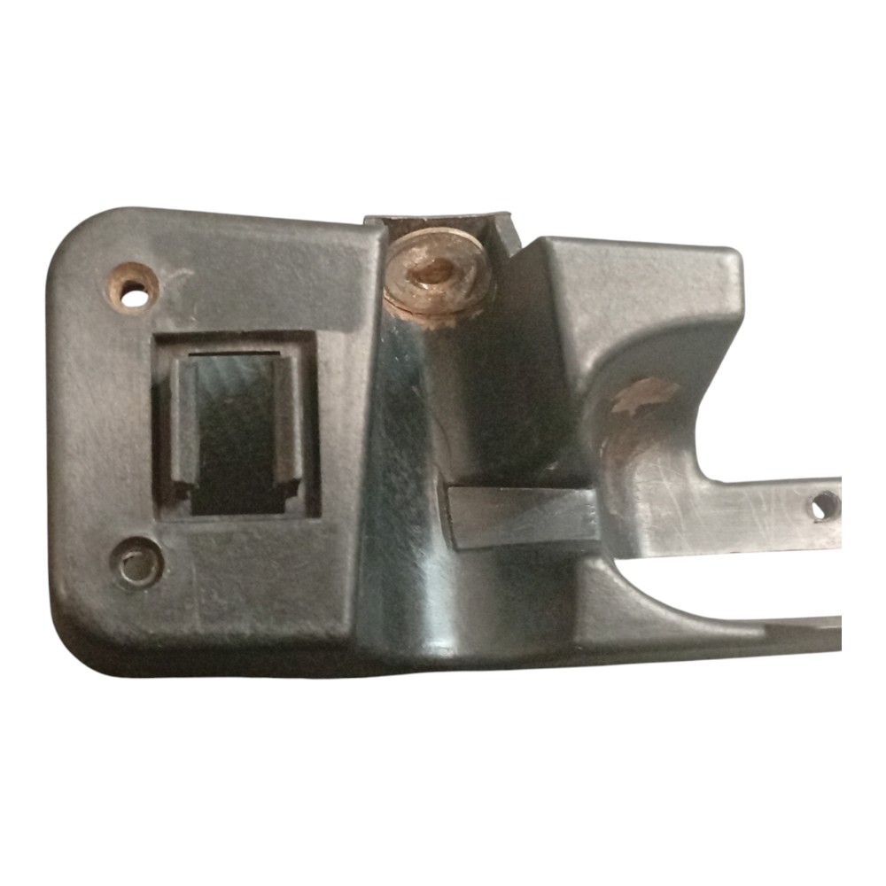 Moldura Puxador Traseiro Esquerdo Santana 98 99 2000 2006 3
