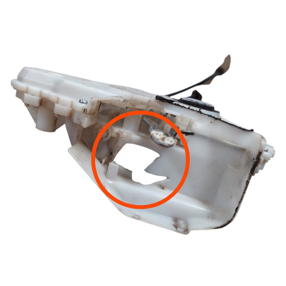 Suporte Moldura Fechadura Diant Direita New Civic Detalhe 2