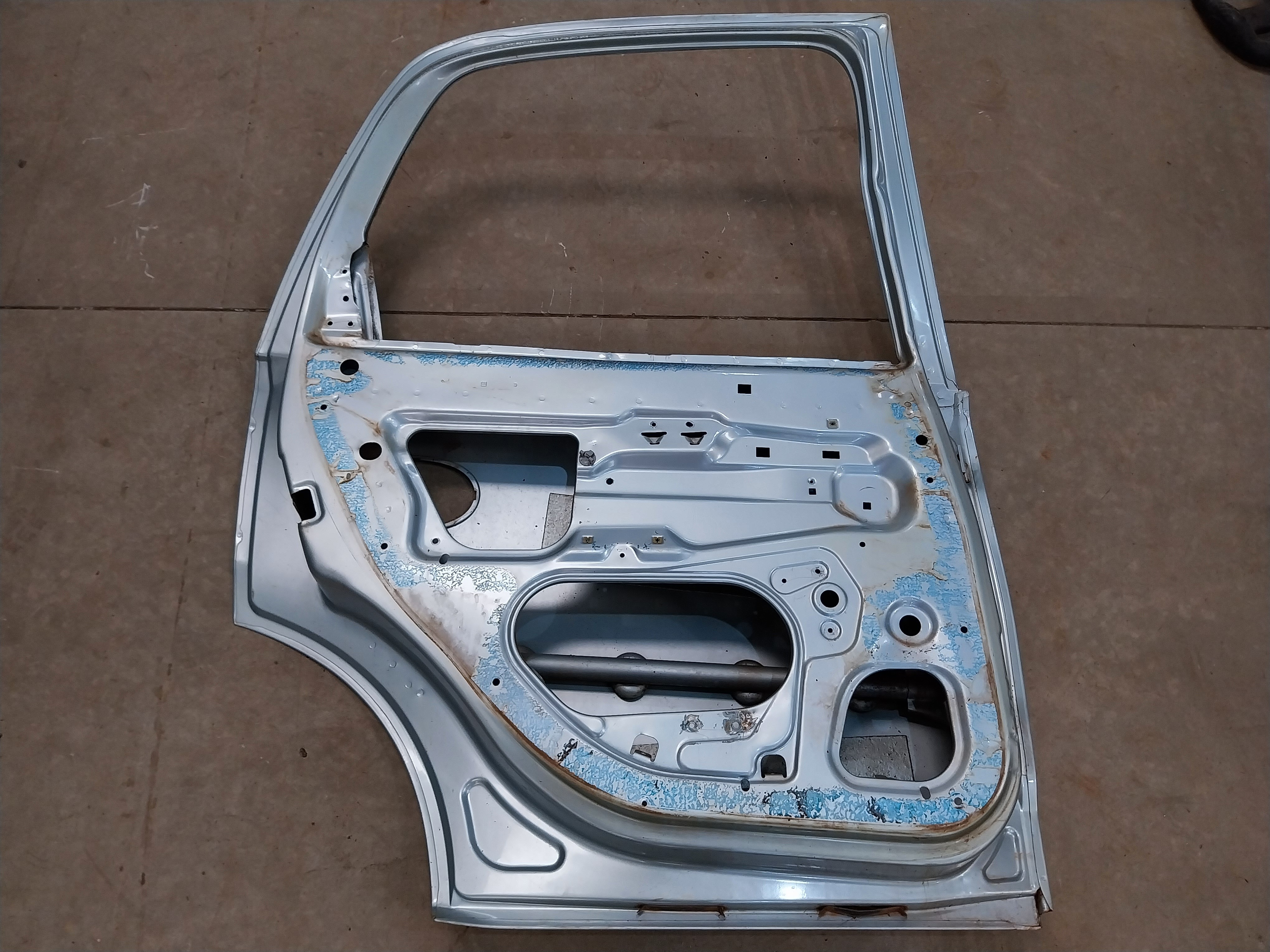 Porta Traseira Esquerda Corsa Montana 2002 12 Para Recuperar 2