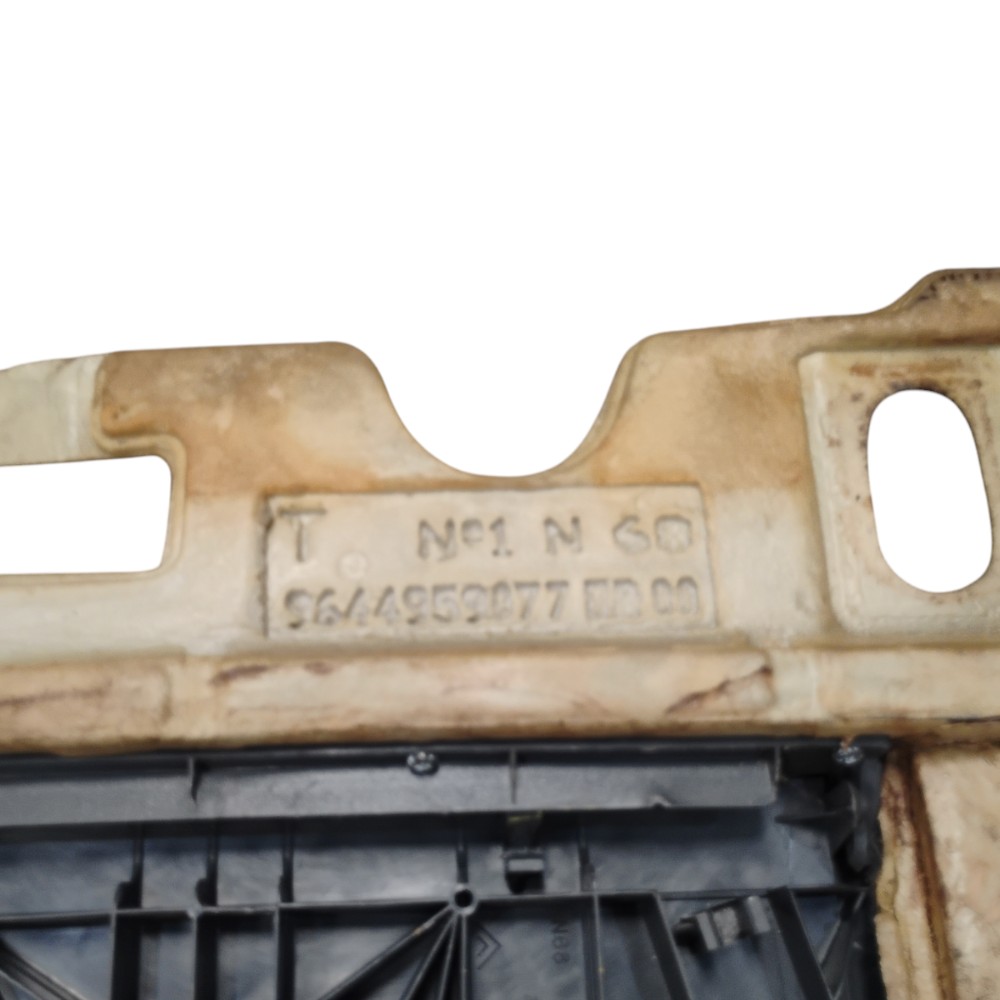 Carpete Assoalho Traseiro Xsara Picasso 2001 A 2010 Detalhe 8
