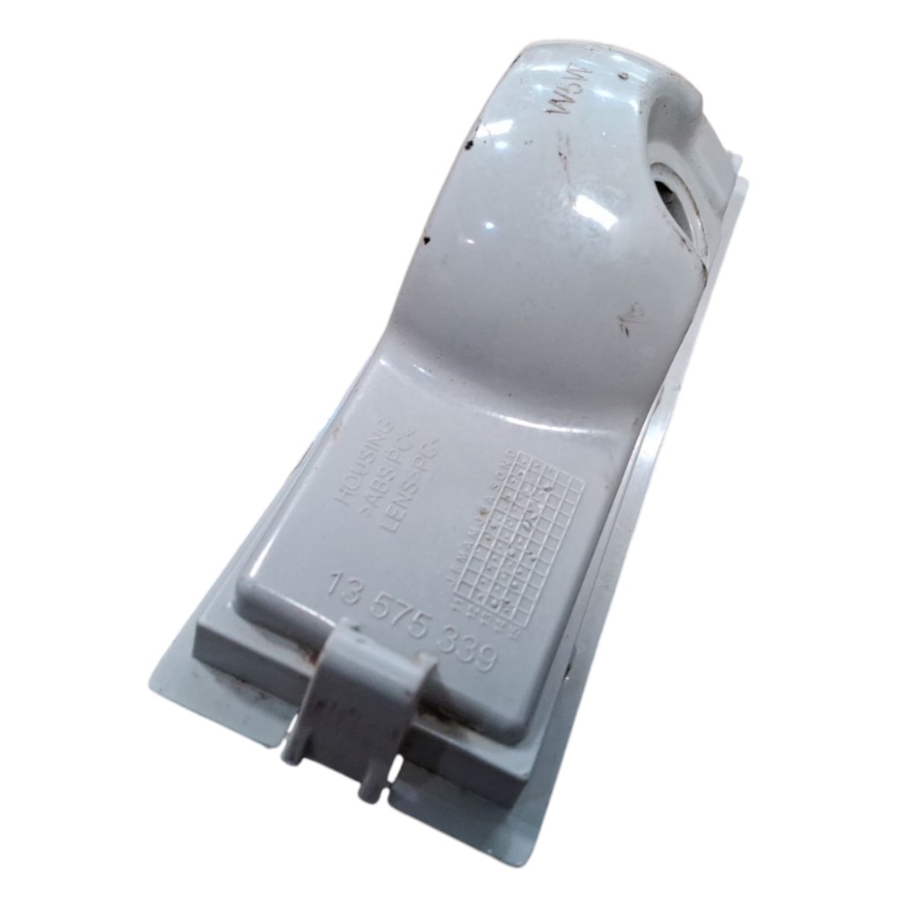 Lanterna Luz Placa Prisma Onix 2013 2014 2015 2016 2017 2018 3