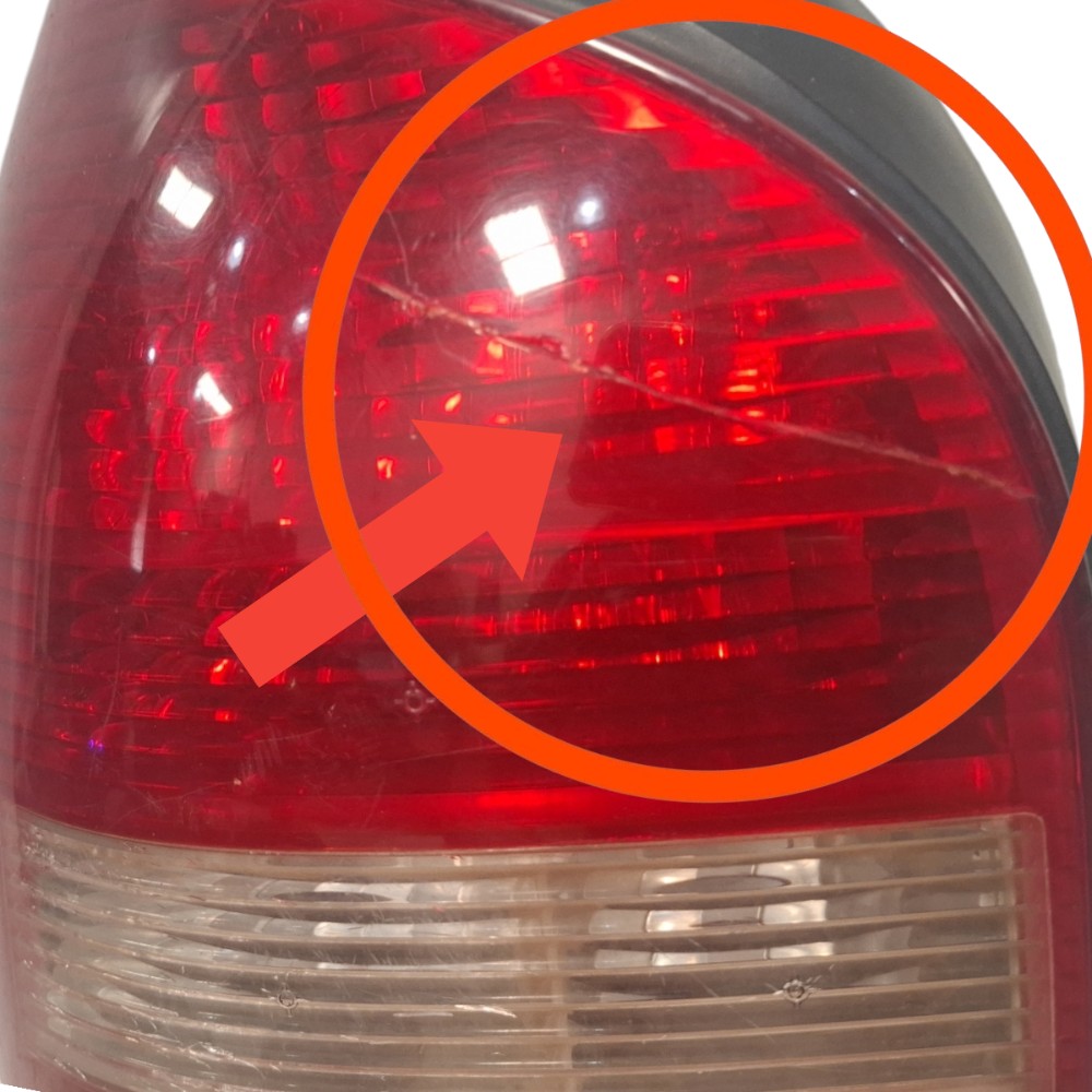 Lanterna Traseira Esquerda Gol G3 99 2000 2002 2005 Detalhe  Esquerdo/motorista Bicolor 2