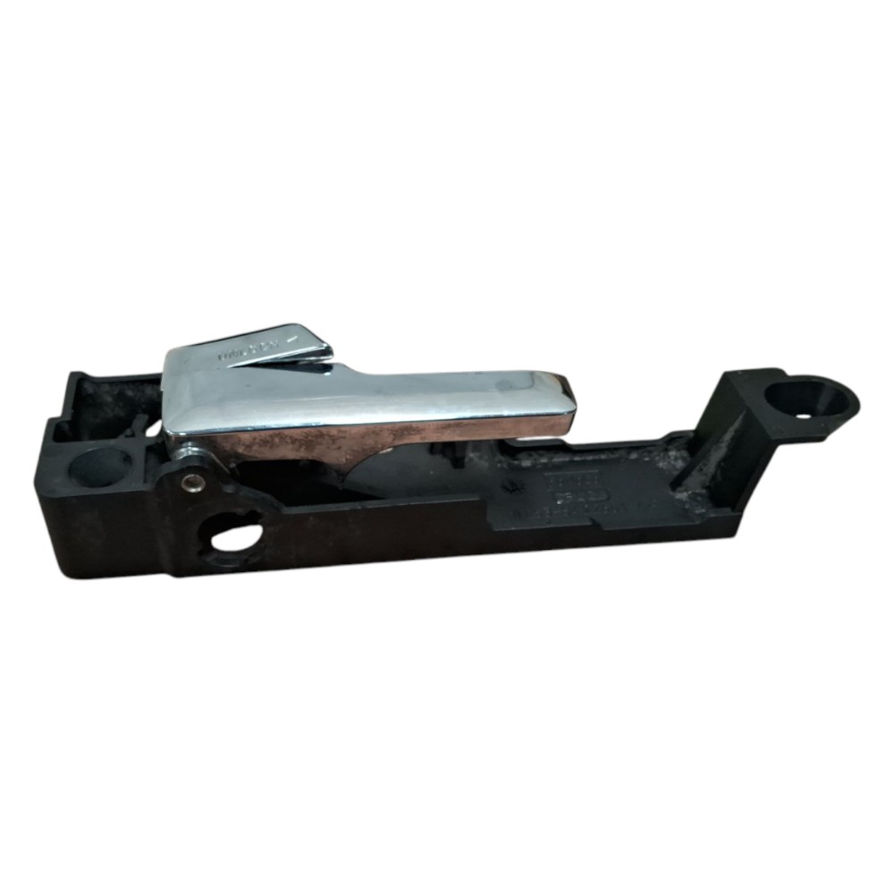 Maçaneta Interna Dianteira Esquerda Ford Fusion 2006 A 2012 Cromado E Preto Dianteira 6