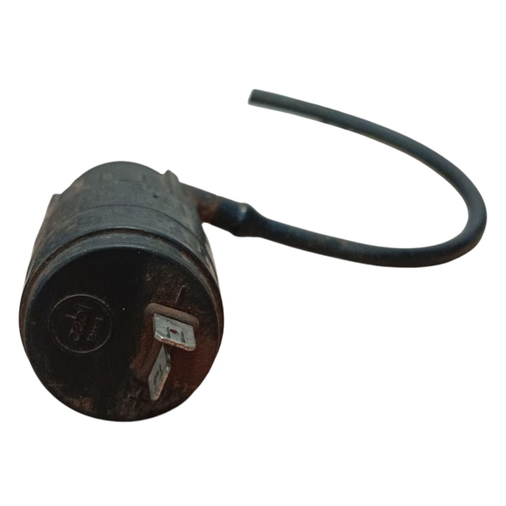 Bomba Esguicho Limpador Parabrisa Santana 92 96 98 2000 2006 1