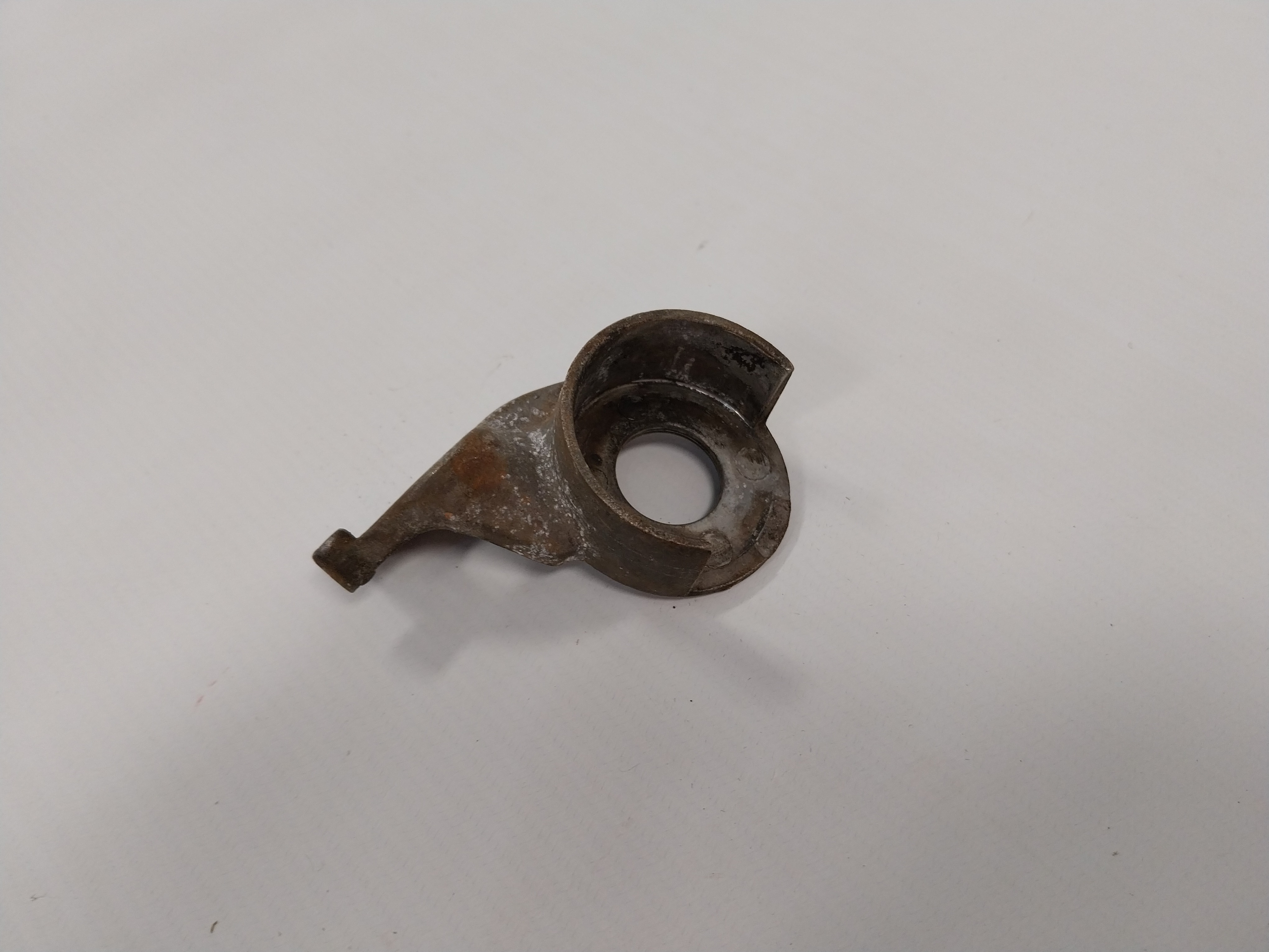 Suporte Radiador Esquerdo Vectra 97 98 99 2000 2003 2005 2