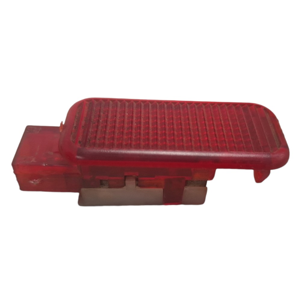 Luz Cortesia Vermelha Porta Tras Direita Audi A3 97 98 2006