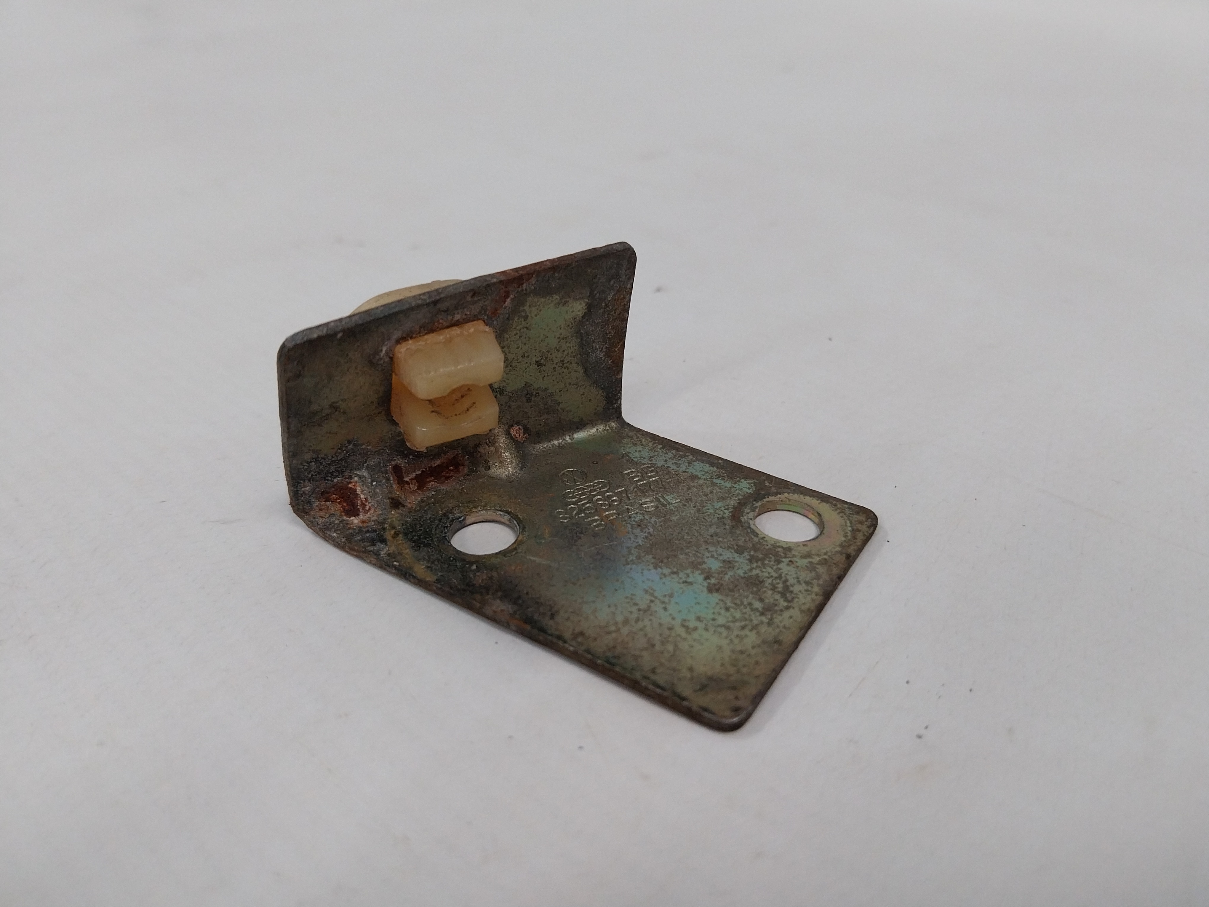 Suporte Fixação Puxador Porta Esquerda Versailles 92 A 96 3
