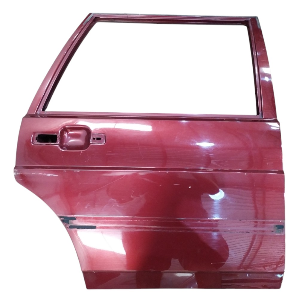 Porta Traseira Direito Santana 97 98 99 2000 2001 Traseira Direito 1