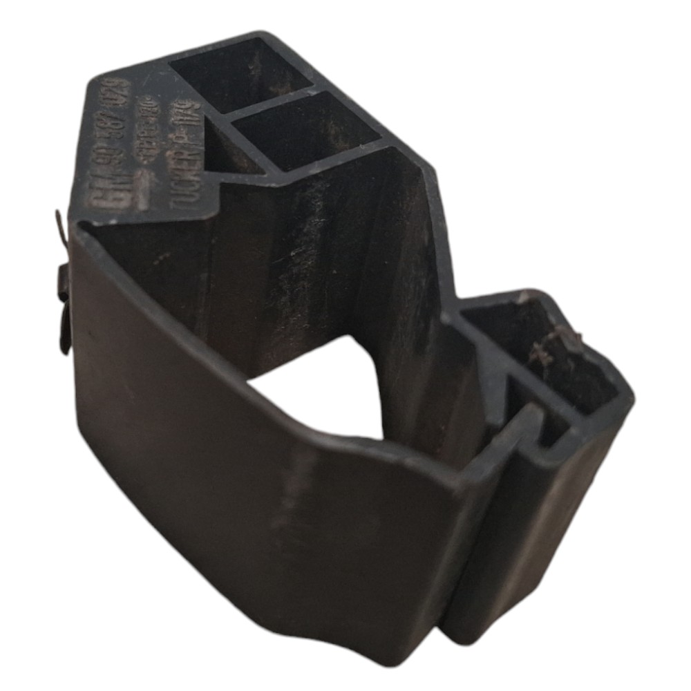Suporte Presilha Soleira Porta Astra 99 2000 2005 2009 2011 1