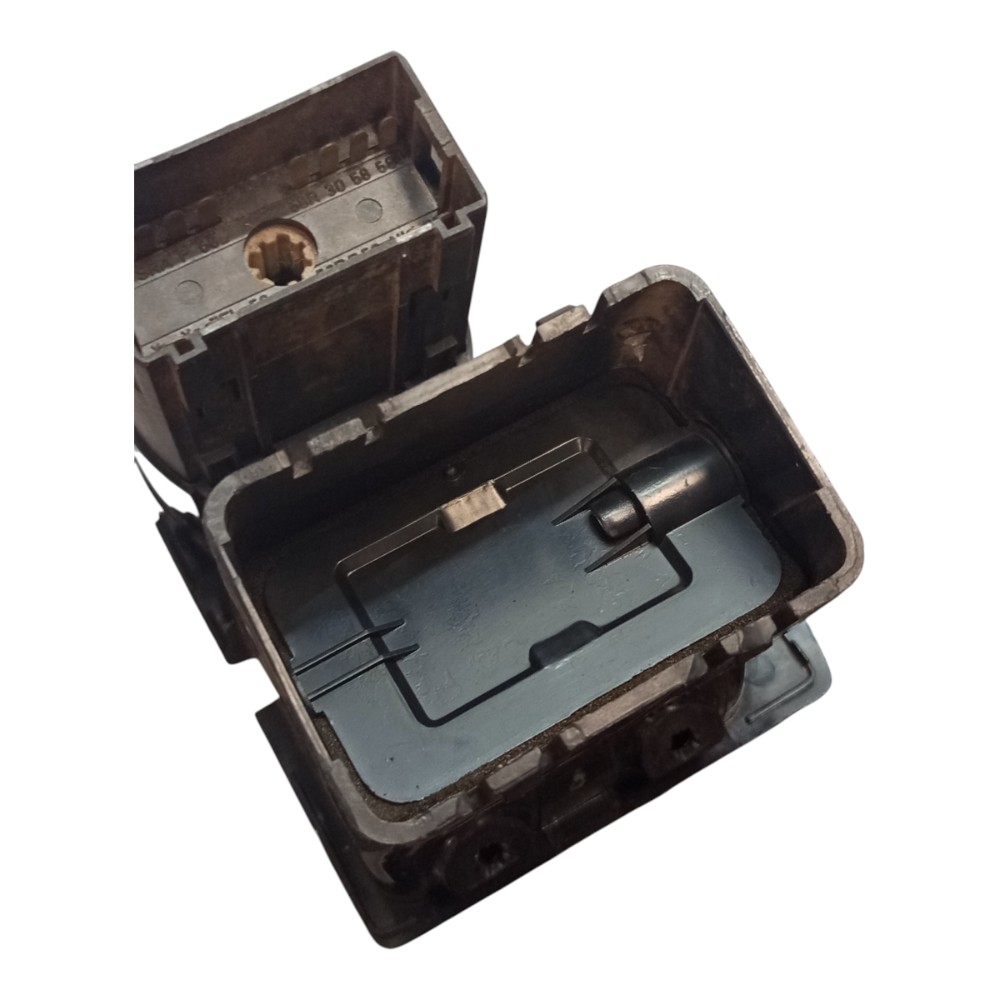 Modura Difusor Ar Farol Golf Saveiro Parati 95 2005 Detalhe 10
