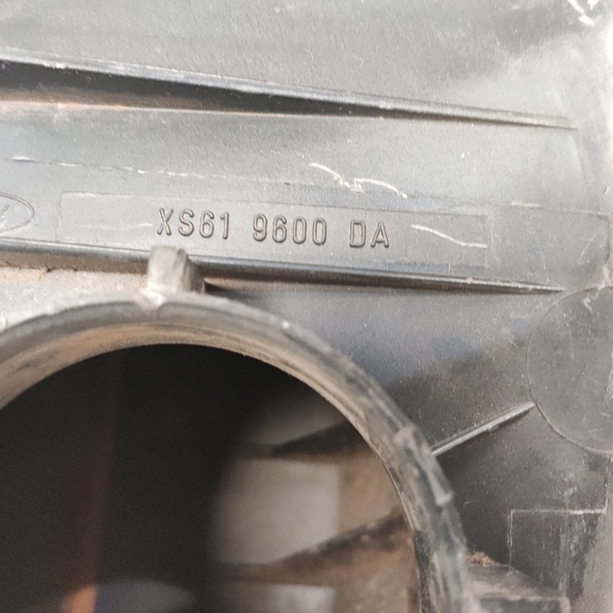 Caixa Filtro Ar Ford Fiesta 99 2000 2001 02 A 2006 Detalhe 6