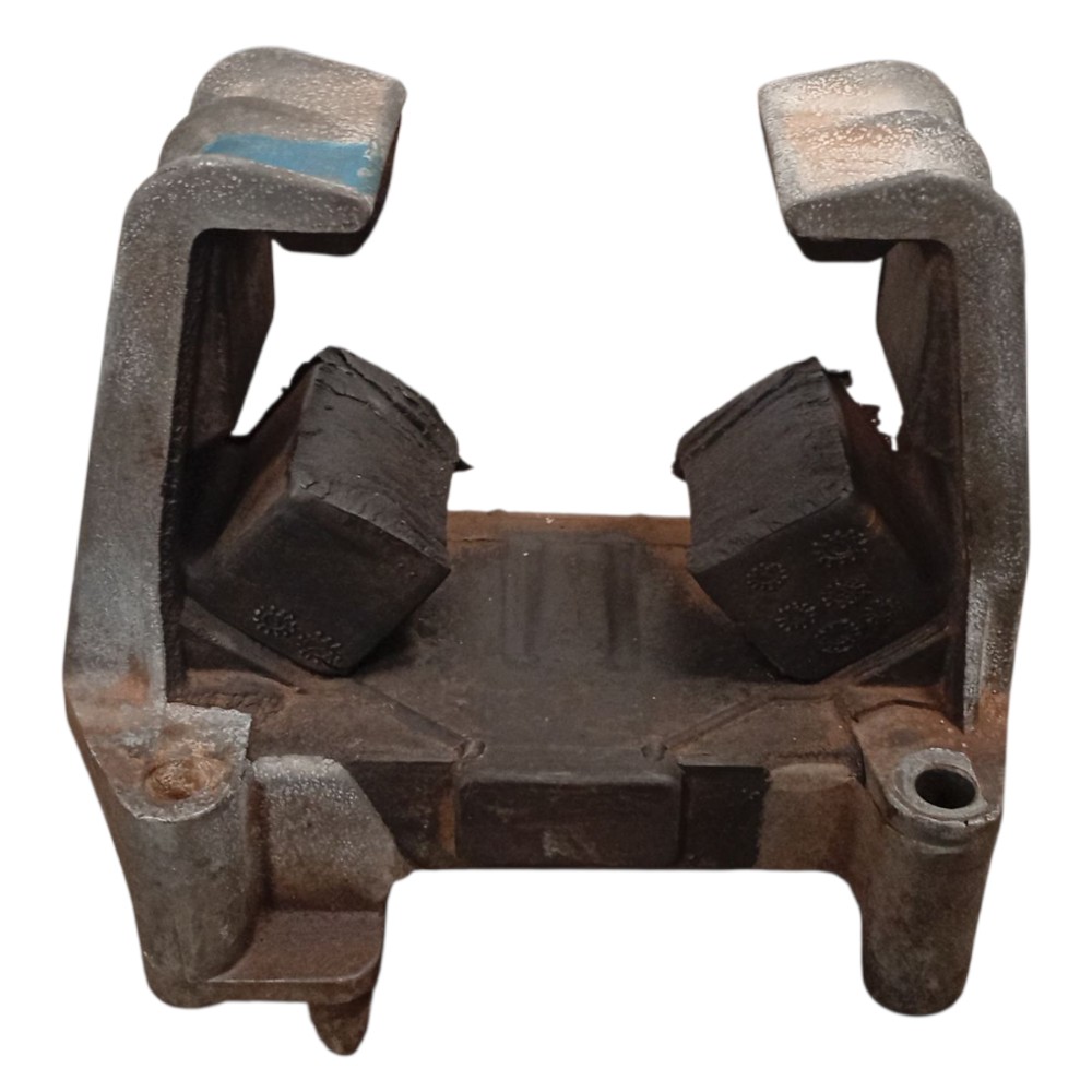 Coxim Suporte Calço Traseiro Motor Vectra 97 98 99 2000 2005 6