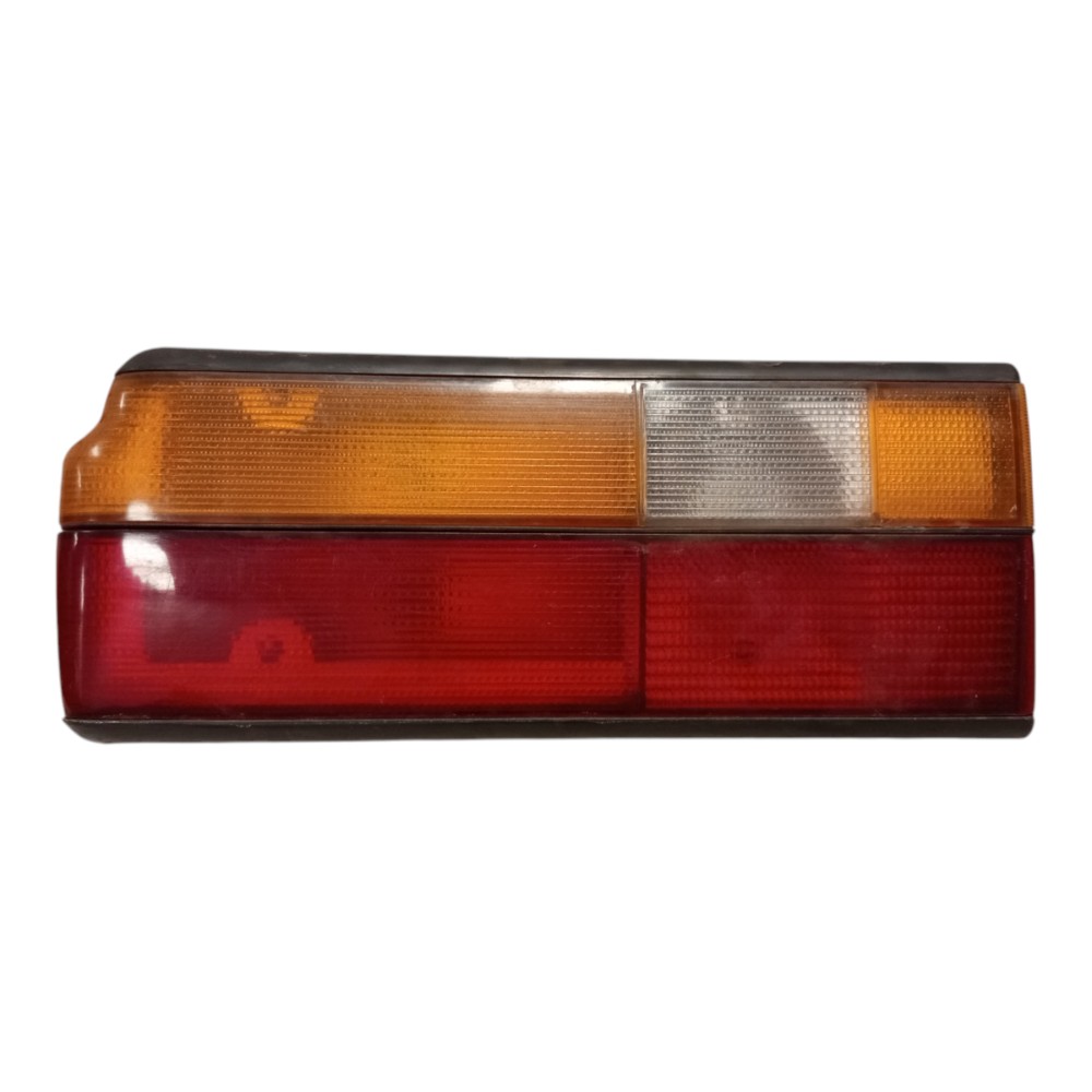 Lanterna Traseira Esquerda Vw Voyage 91 A 94 Tricolor 5