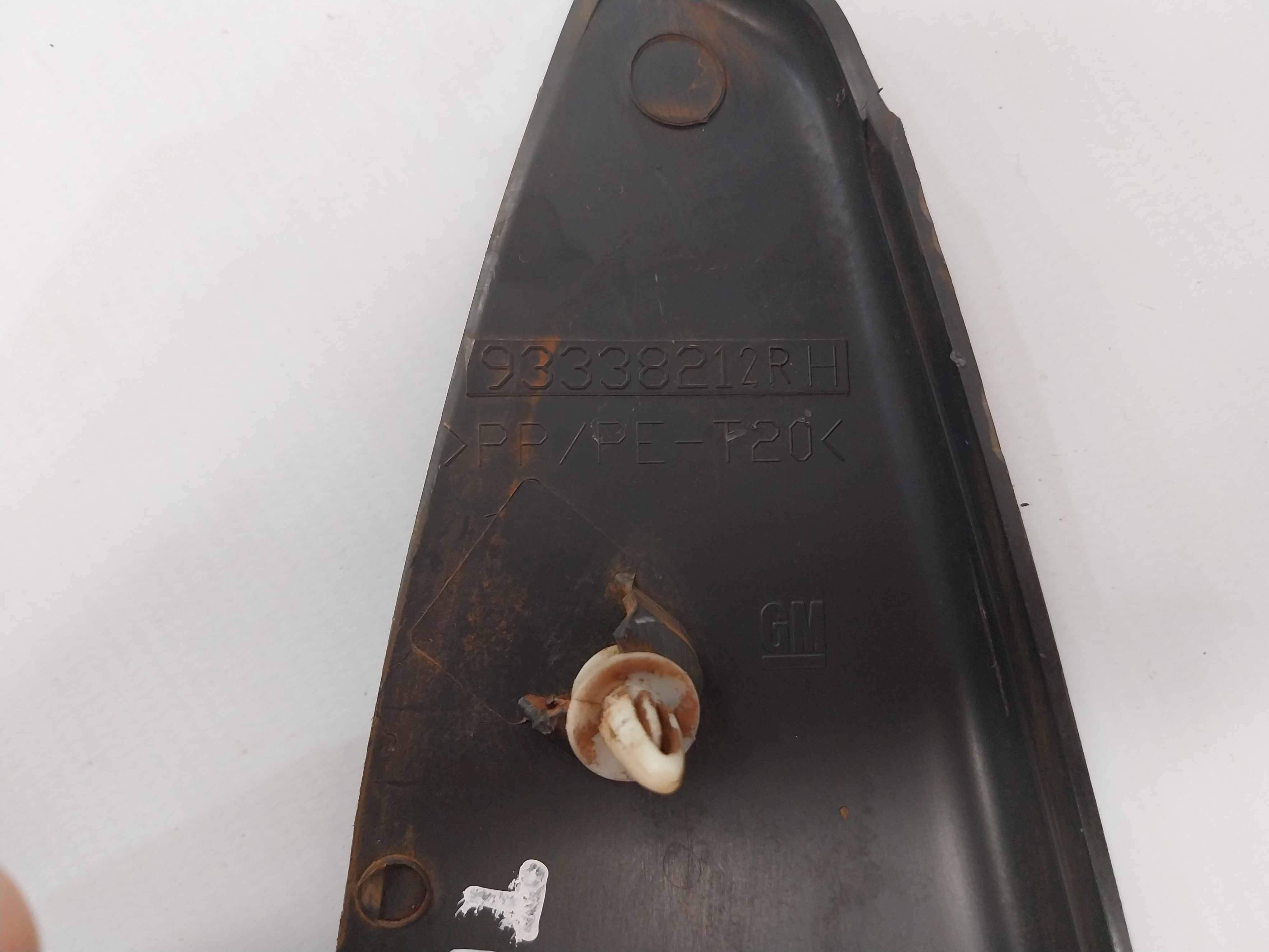 Moldura Acabamento Traseiro Direito Corsa Montana 2002/2012 Preto 4