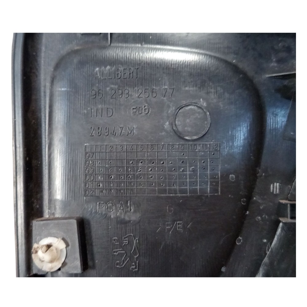 Forro Porta Dianteira Esquerda Peugeot 206 2001 2002 A 2008 9