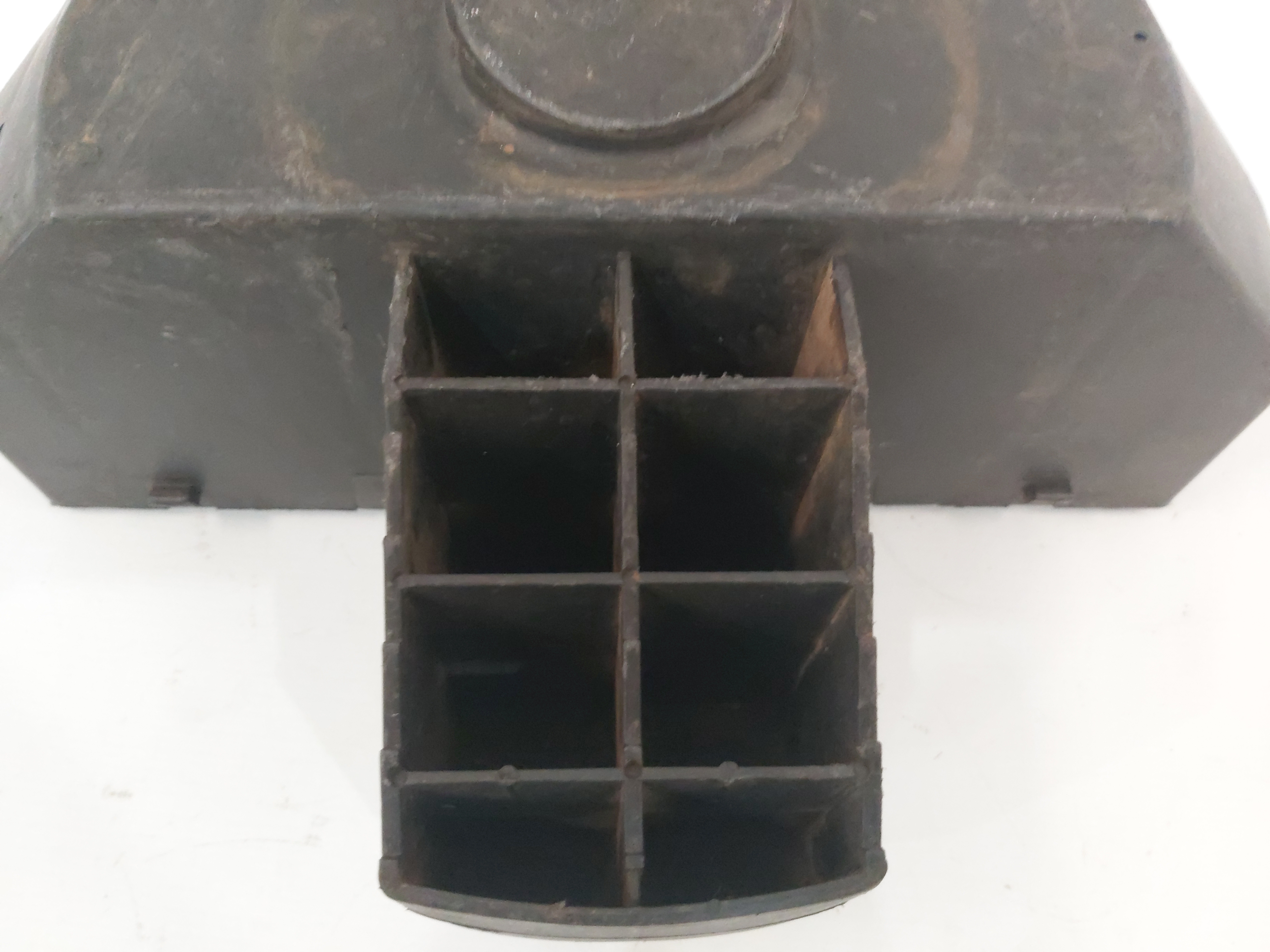 Suporte Caixa Kit Macaco Chave De Roda Peugeot Citroën 6